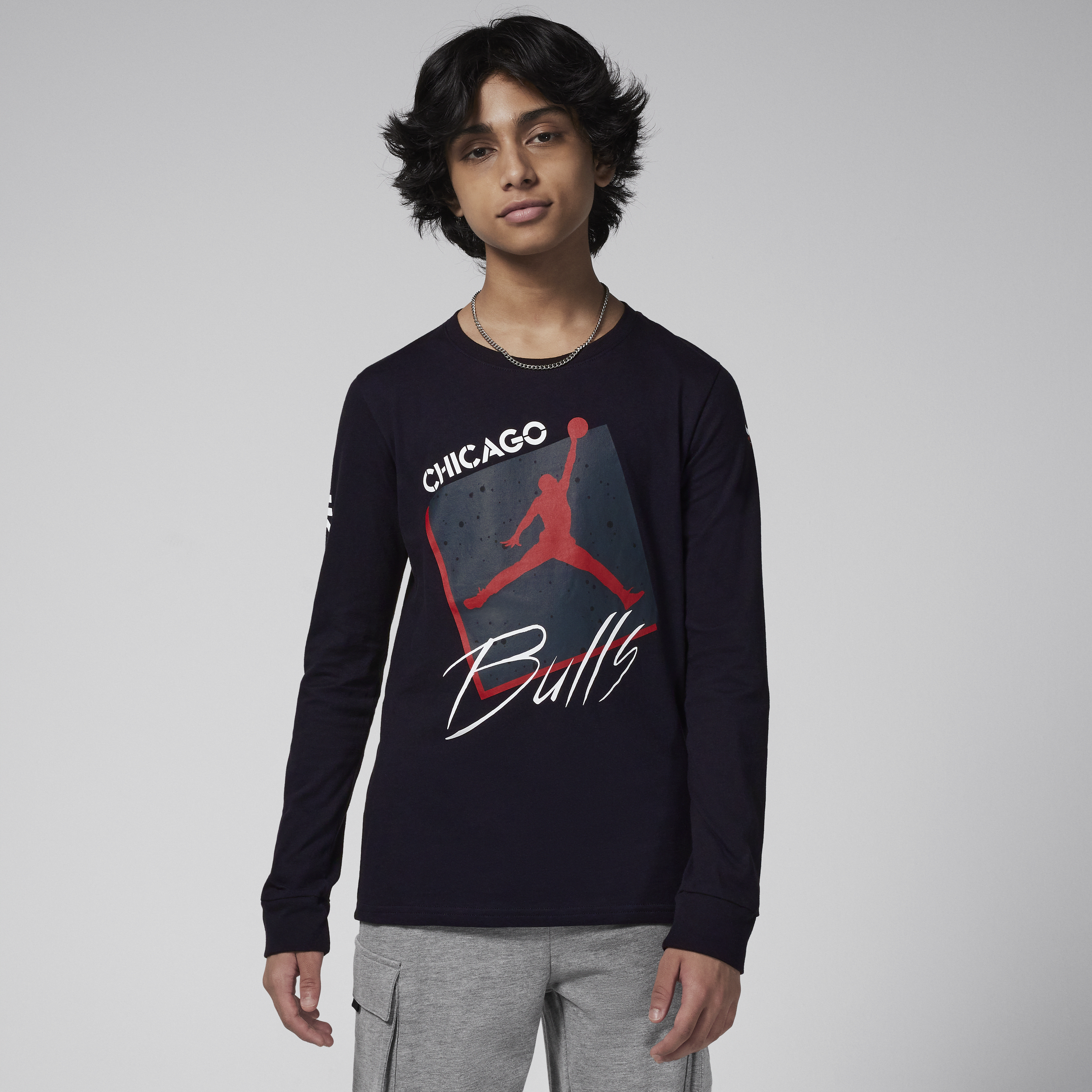 Nike Chicago Bulls Courtside Statement Edition Jordan Max90 NBA-shirt met lange mouwen voor jongens - Zwart