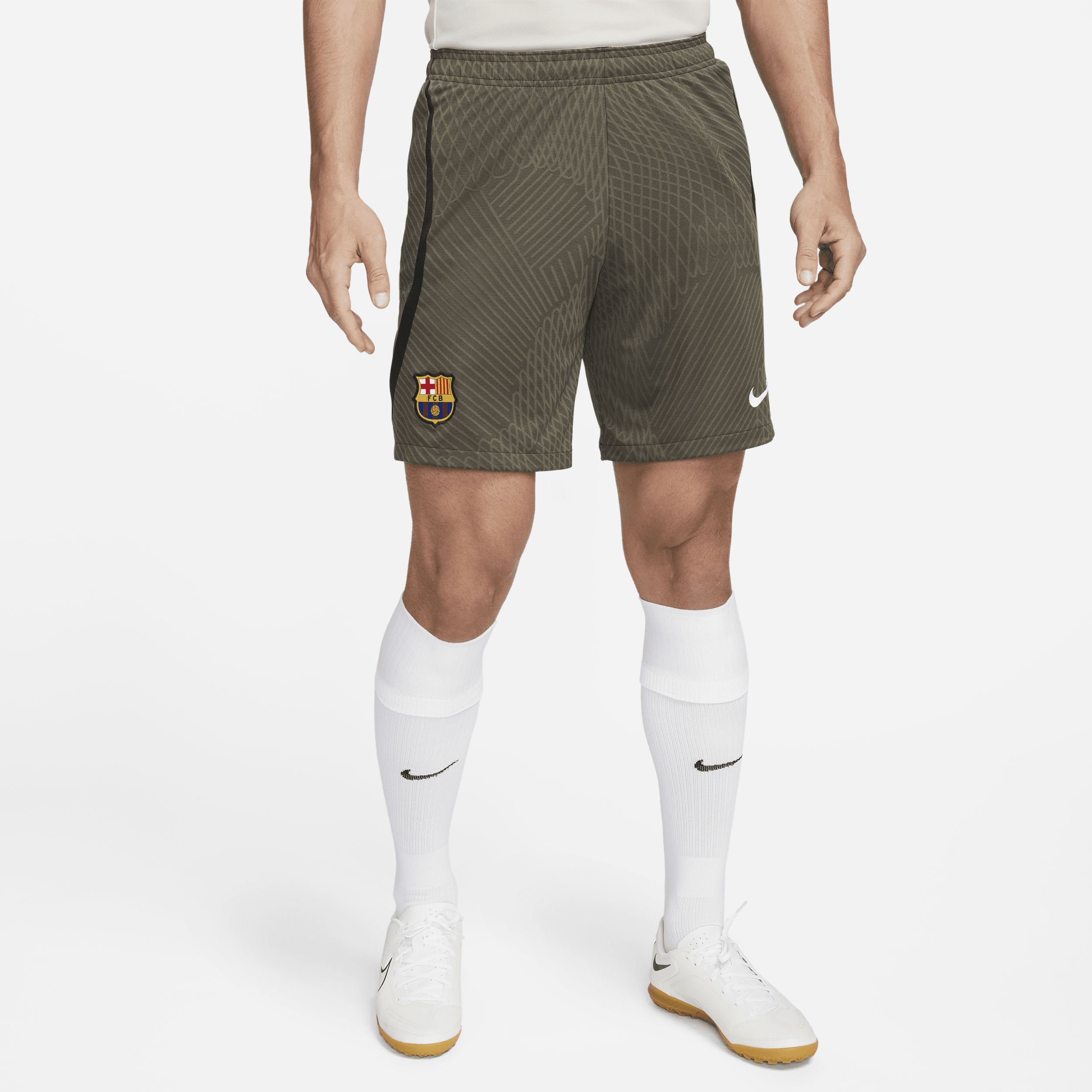 FC Barcelona Strike Nike Dri-FIT knit voetbalshorts voor heren - Groen