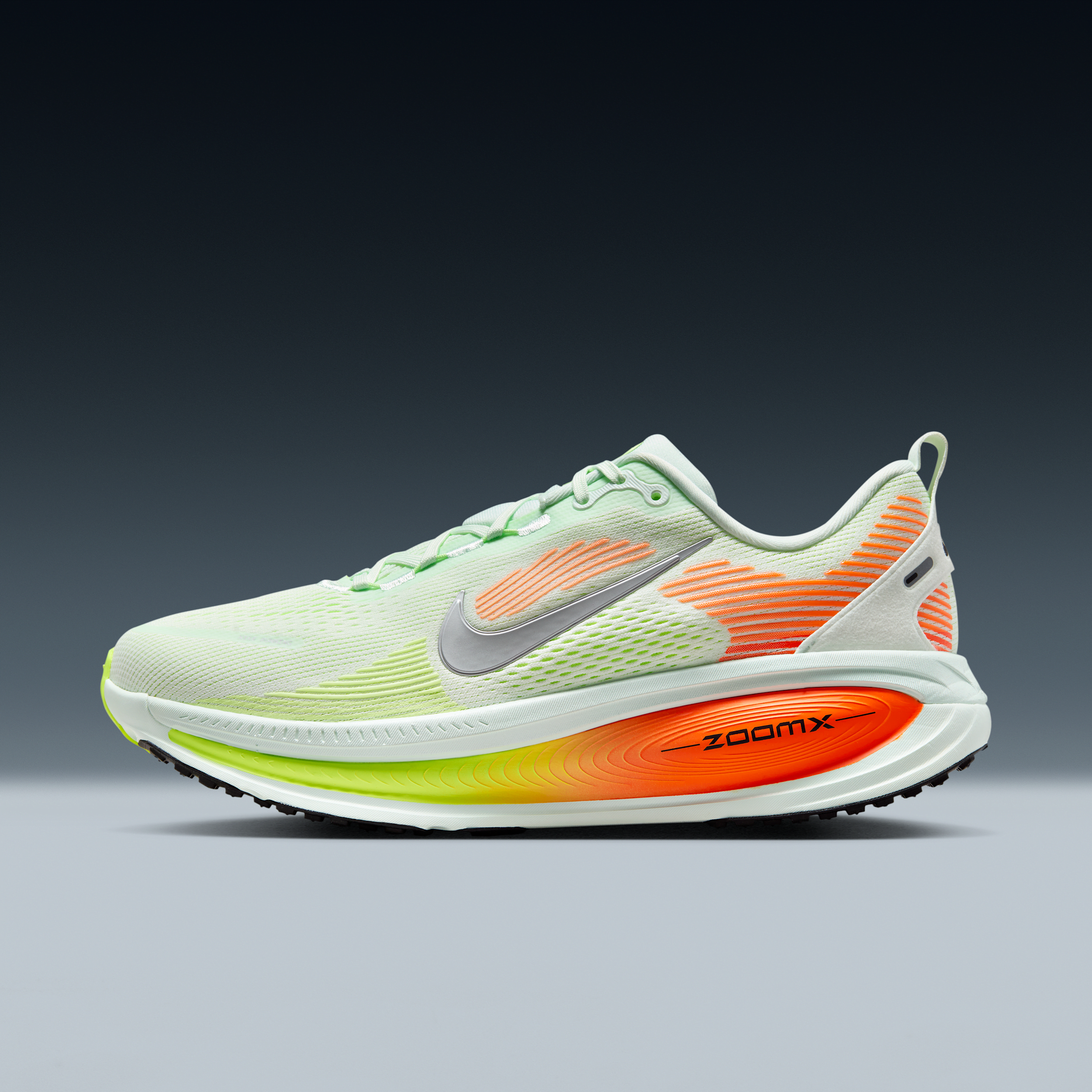 【ナイキ(NIKE)公式ストア】ナイキ ボメロ 18 メンズ ロード ランニングシューズ HM6803-300 グリーン 【ナイキ(NIKE)公式ストア】ナイキ ボメロ 18 メンズ ロード ランニングシューズ HM6803-300 グリーン