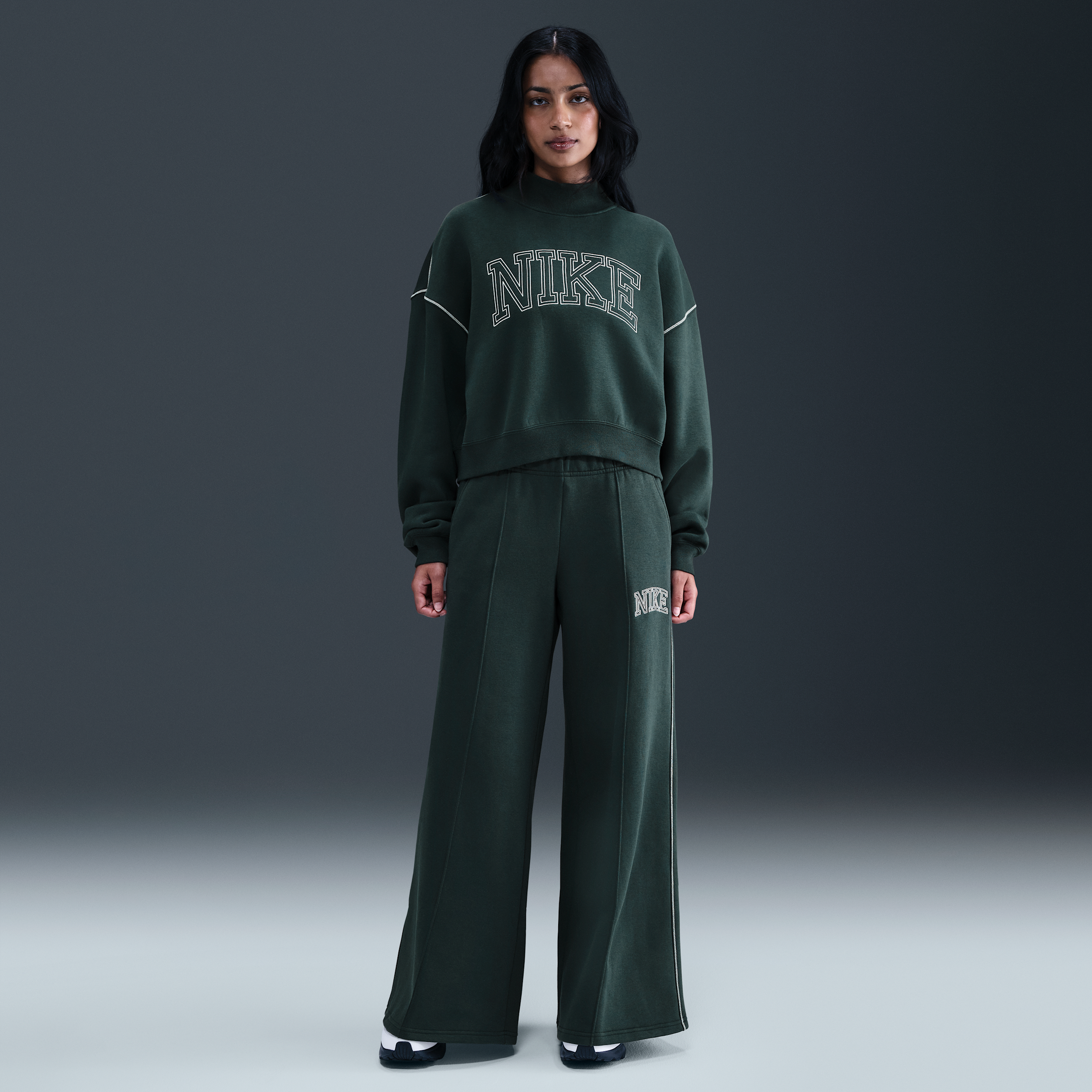 Nike Sportswear Phoenix Fleece Women's Mock-Neck Sweatshirt