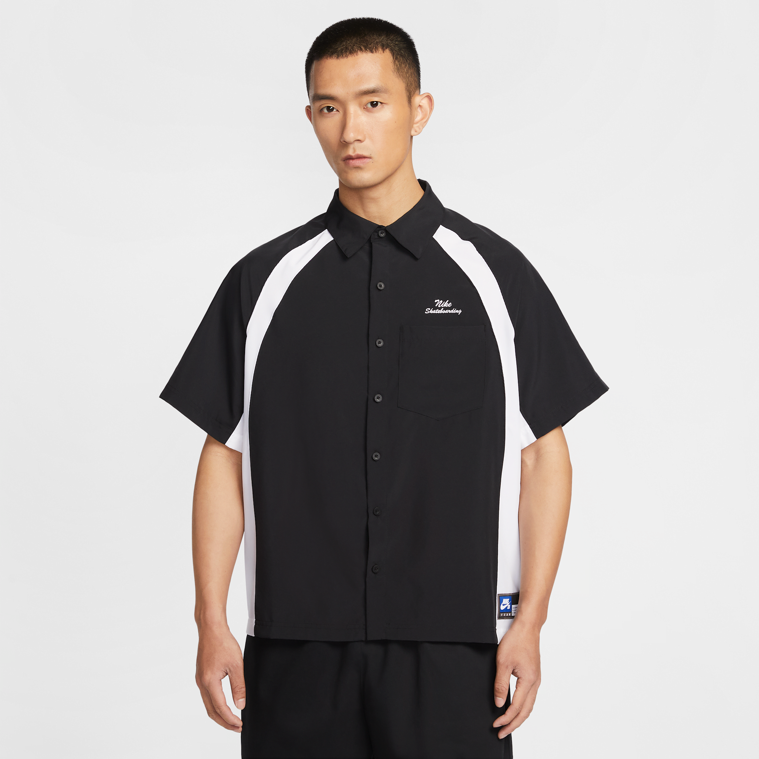 【ナイキ(NIKE)公式ストア】ナイキ SB Dri-FIT ウーブン ショートスリーブ ボウラーシャツ HJ2959-010 ブラック 【ナイキ(NIKE)公式ストア】ナイキ SB Dri-FIT ウーブン ショートスリーブ ボウラーシャツ HJ2959-010 ブラック