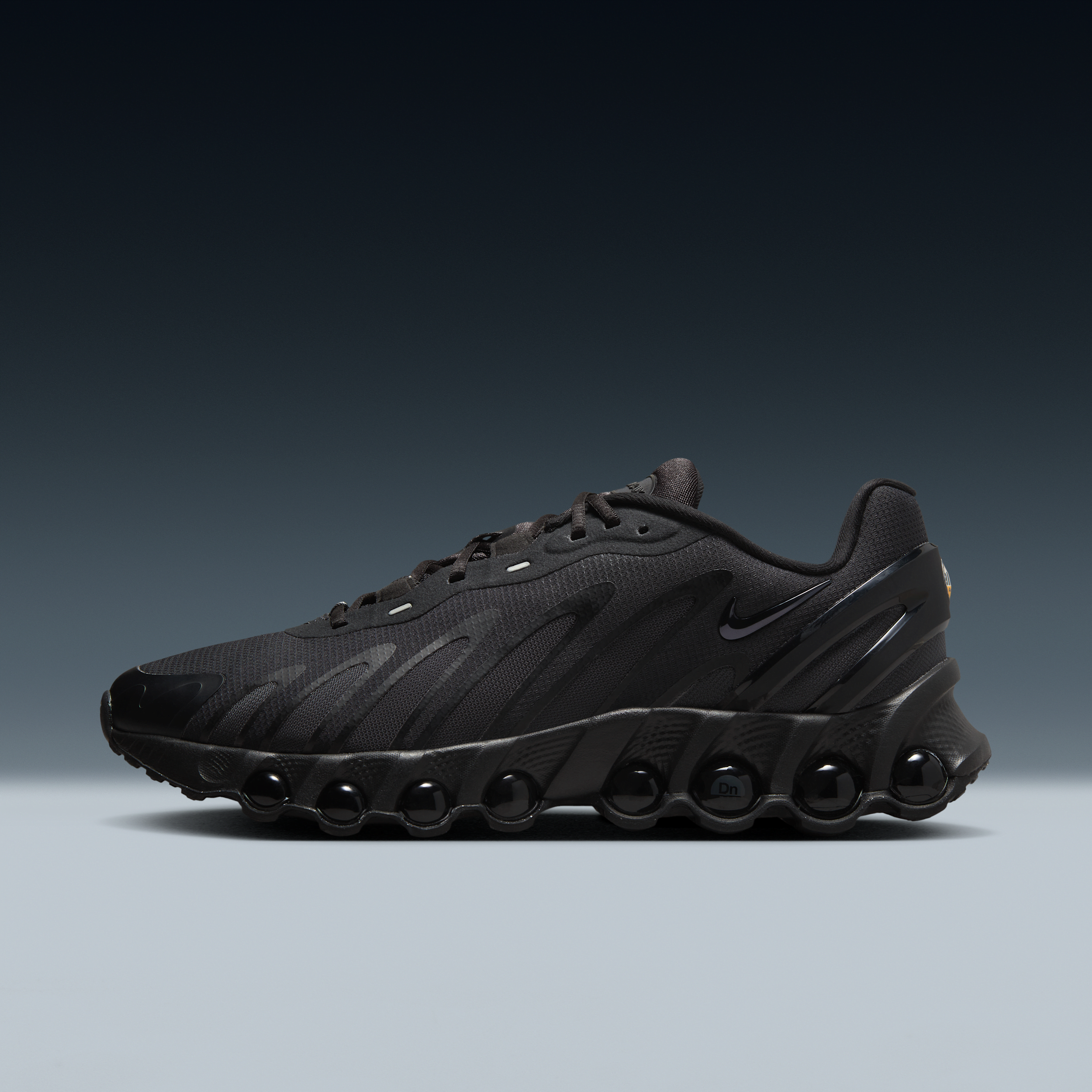 【ナイキ(NIKE)公式ストア】ナイキ エア マックス Dn8 メンズシューズ FQ7860-002 ブラック 【ナイキ(NIKE)公式ストア】ナイキ エア マックス Dn8 メンズシューズ FQ7860-002 ブラック