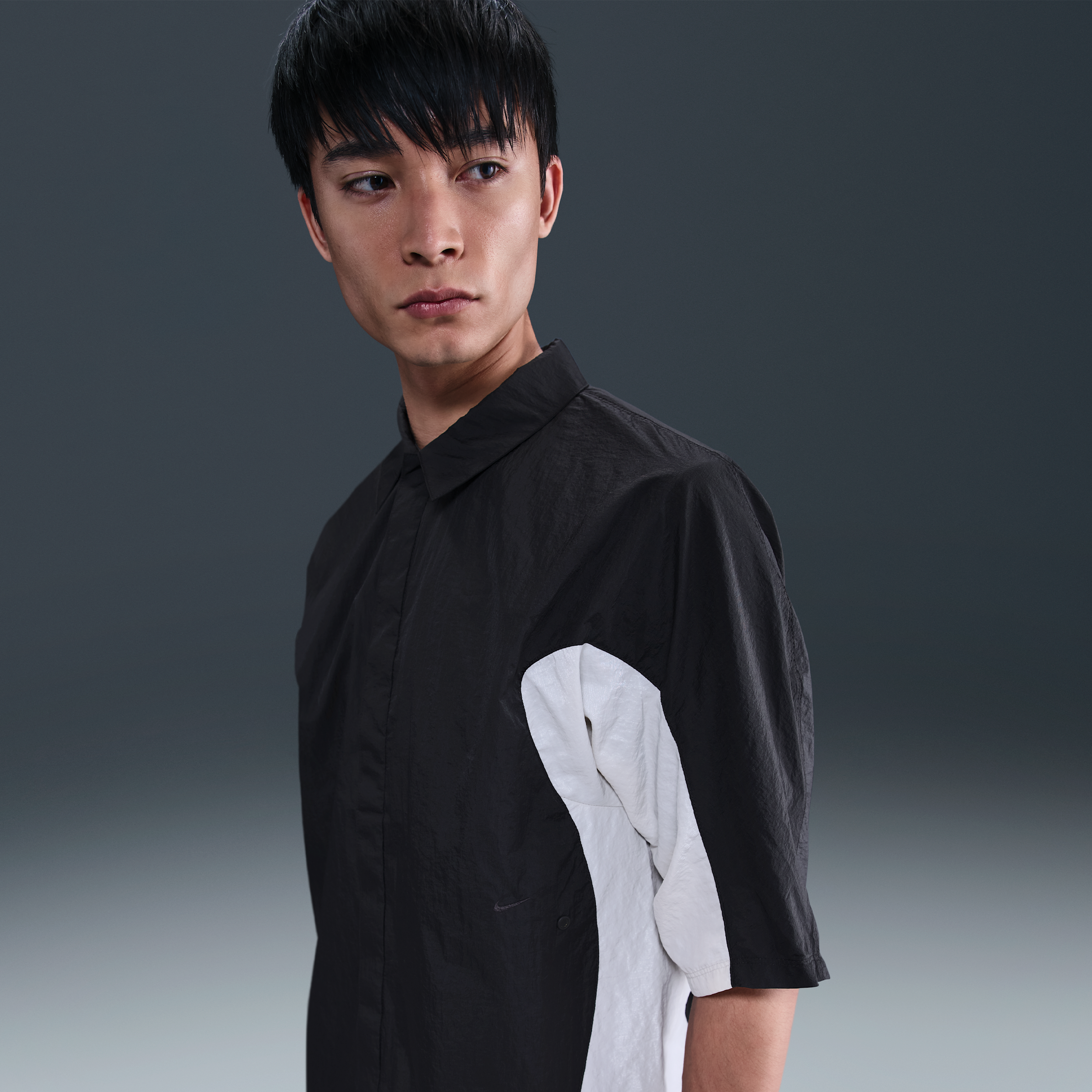 【ナイキ(NIKE)公式ストア】ナイキ テック メンズ ウーブン オーバーサイズド シャツ IF8329-010 ブラック 【ナイキ(NIKE)公式ストア】ナイキ テック メンズ ウーブン オーバーサイズド シャツ IF8329-010 ブラック