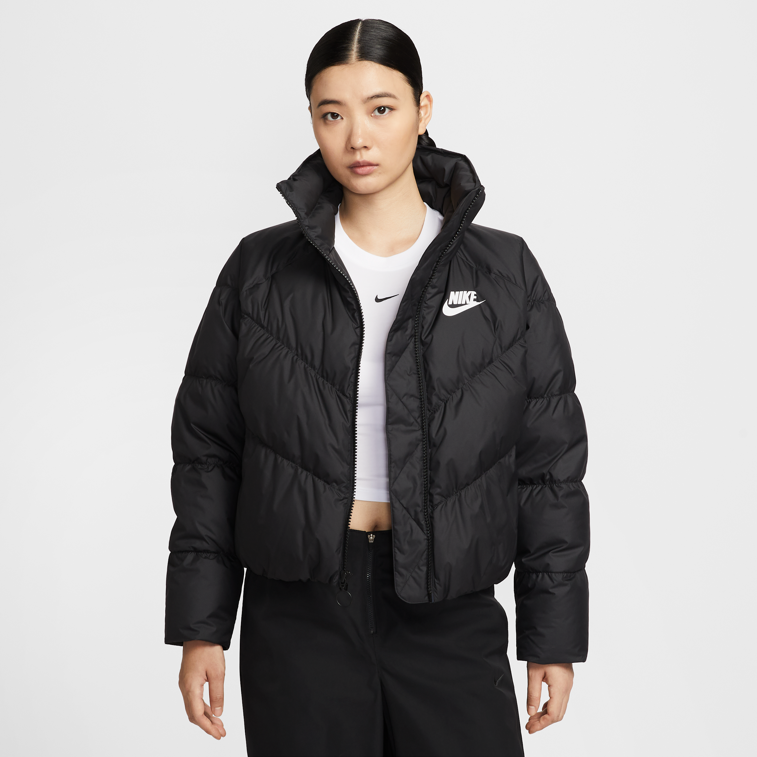 【ナイキ(NIKE)公式ストア】ナイキ スポーツウェア ウィメンズ ルーズ ダウン ジャケット IB2964-010 ブラック 【ナイキ(NIKE)公式ストア】ナイキ スポーツウェア ウィメンズ ルーズ ダウン ジャケット IB2964-010 ブラック