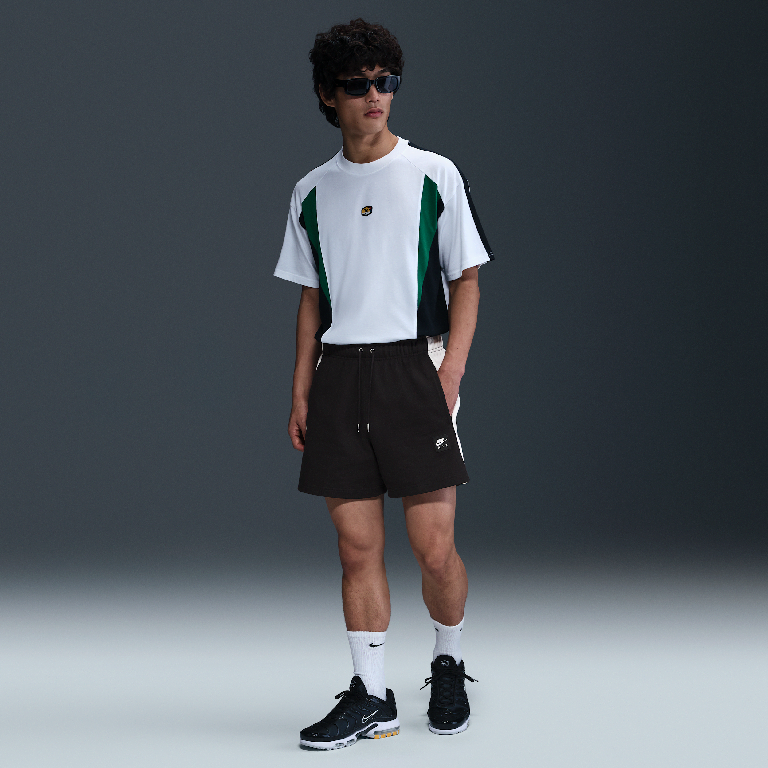 【ナイキ(NIKE)公式ストア】ナイキ エア メンズ フリース ショートパンツ HJ0294-010 ブラック 【ナイキ(NIKE)公式ストア】ナイキ エア メンズ フリース ショートパンツ HJ0294-010 ブラック