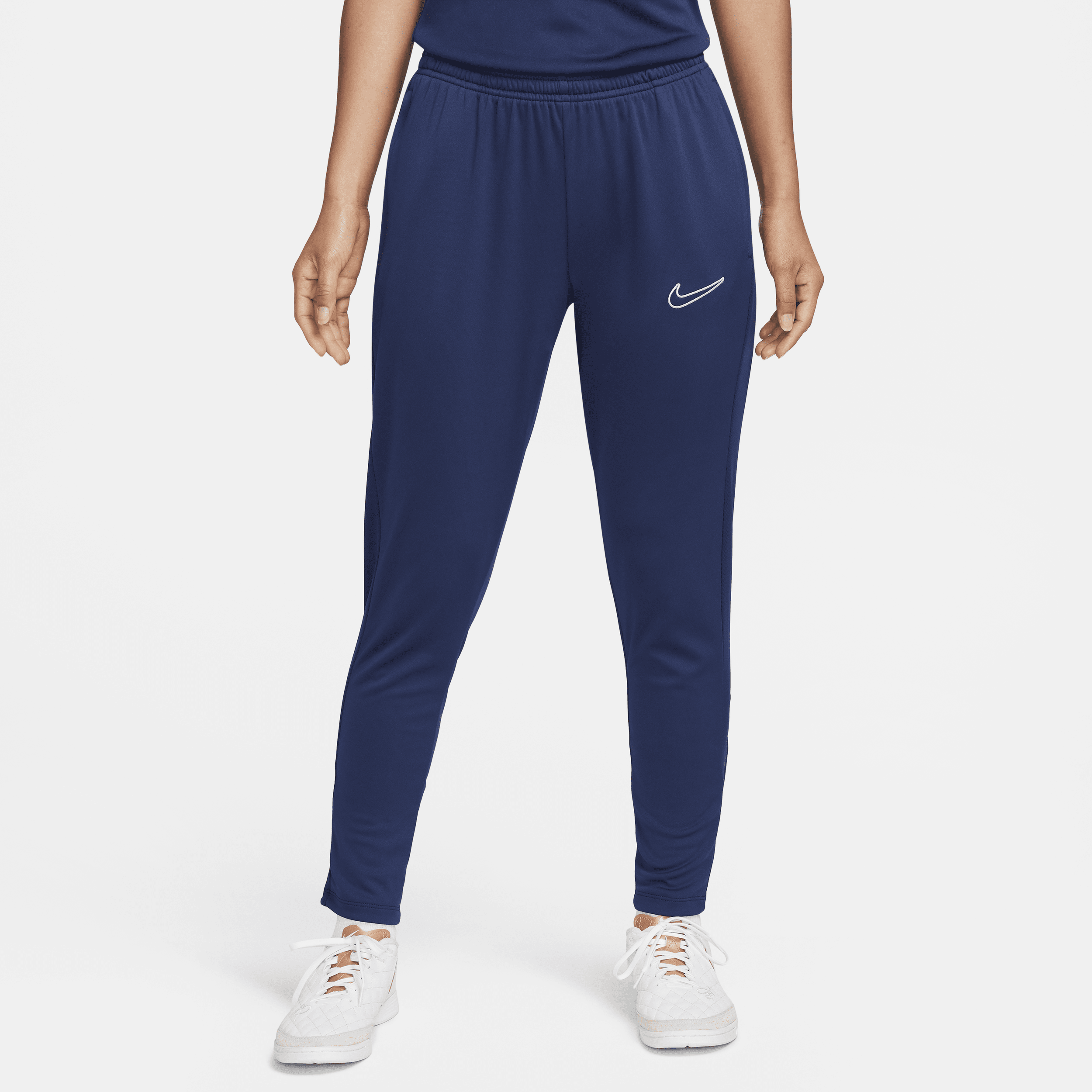 【ナイキ(NIKE)公式ストア】ナイキ Dri-FIT アカデミー ウィメンズ サッカーパンツ DX0509-410 ブルー 【ナイキ(NIKE)公式ストア】ナイキ Dri-FIT アカデミー ウィメンズ サッカーパンツ DX0509-410 ブルー