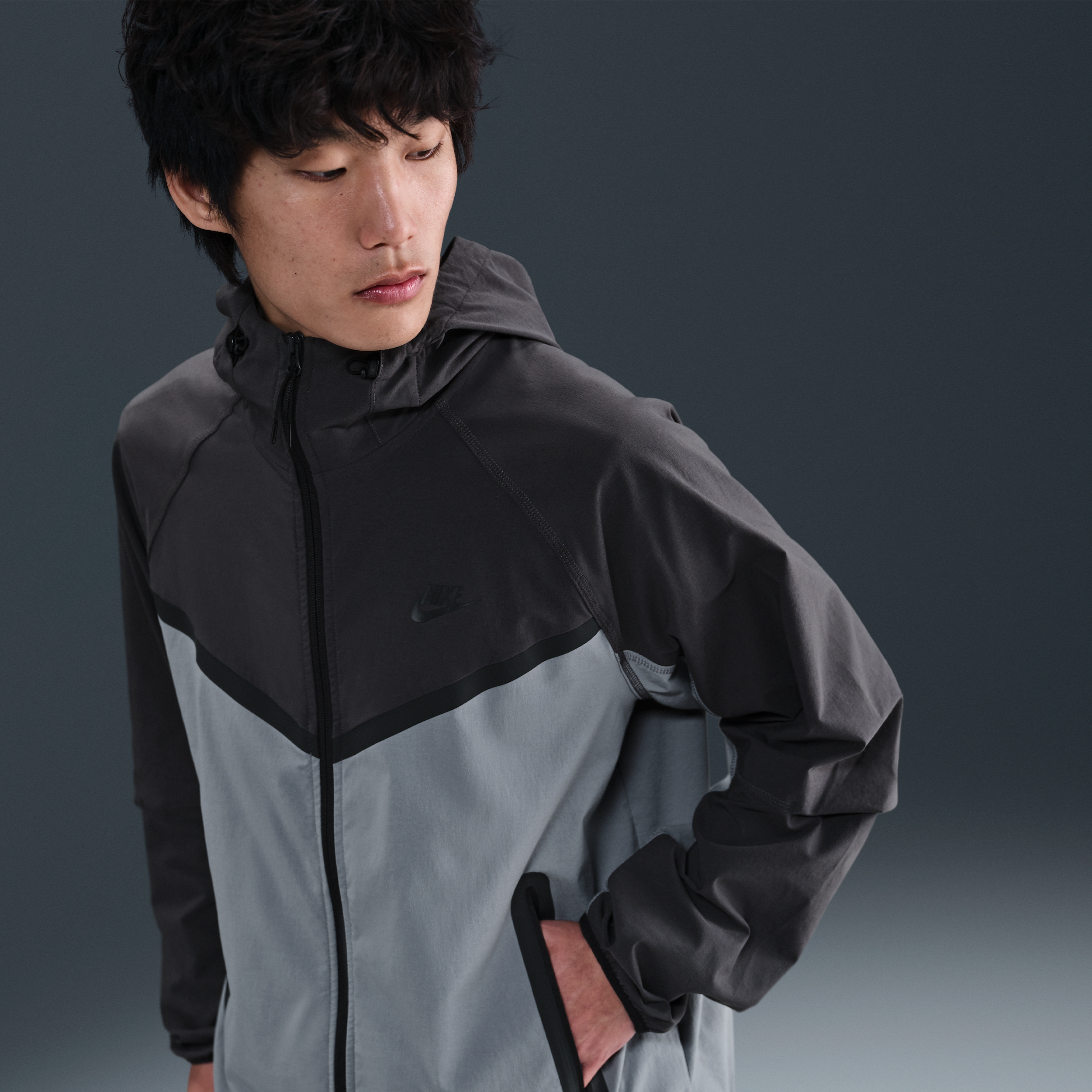 【ナイキ(NIKE)公式ストア】ナイキ テック ウィンドランナー メンズ ウーブン フルジップ ジャケット HM7152-065 グレー 【ナイキ(NIKE)公式ストア】ナイキ テック ウィンドランナー メンズ ウーブン フルジップ ジャケット HM7152-065 グレー