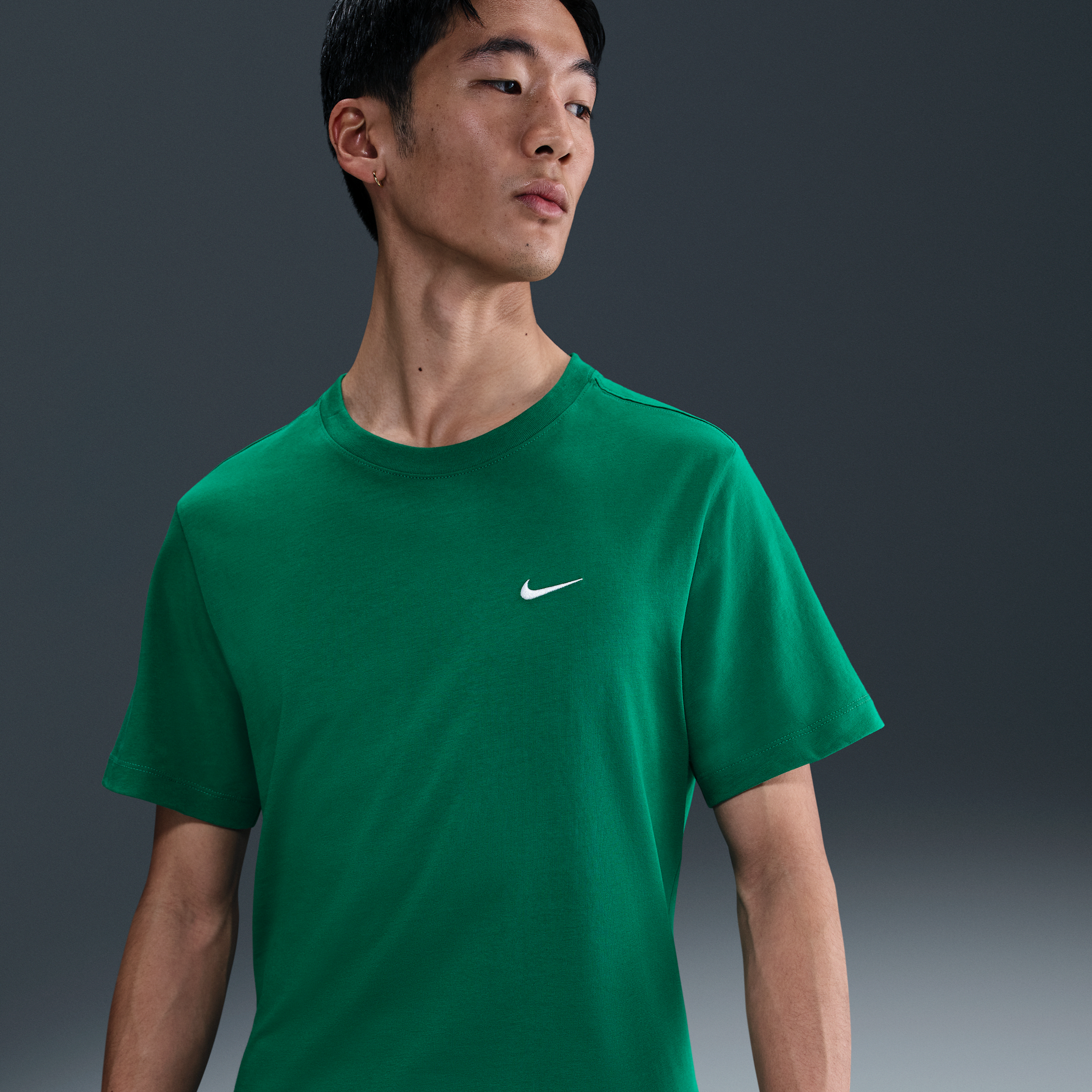 【ナイキ(NIKE)公式ストア】ナイキ スポーツウェア スウッシュ メンズ Tシャツ BV0508-365 グリーン 【ナイキ(NIKE)公式ストア】ナイキ スポーツウェア スウッシュ メンズ Tシャツ BV0508-365 グリーン