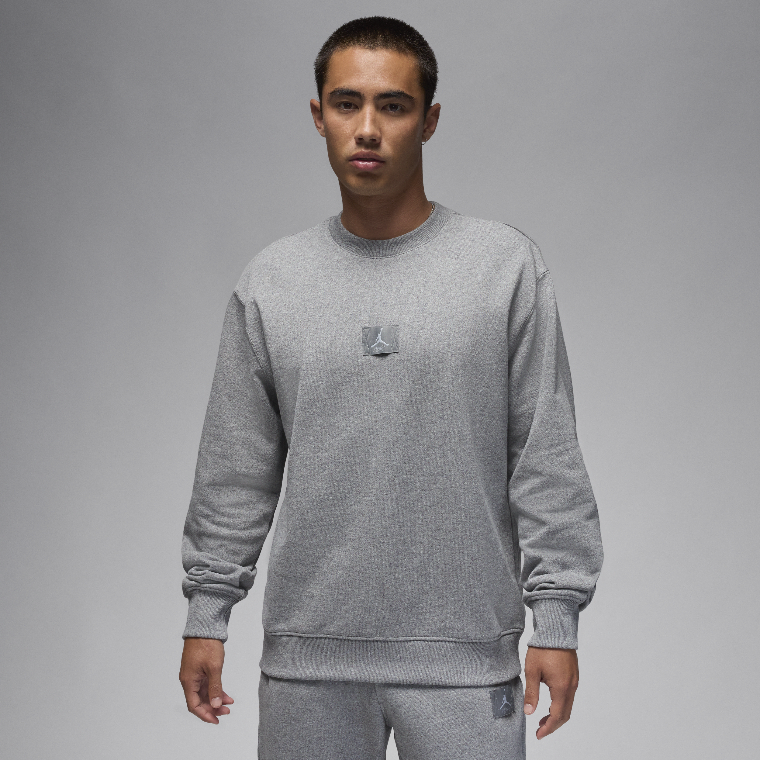【ナイキ(NIKE)公式ストア】ジョーダン フライト フリース メンズ クルーネック スウェットシャツ FV7259-091 グレー 【ナイキ(NIKE)公式ストア】ジョーダン フライト フリース メンズ クルーネック スウェットシャツ FV7259-091 グレー