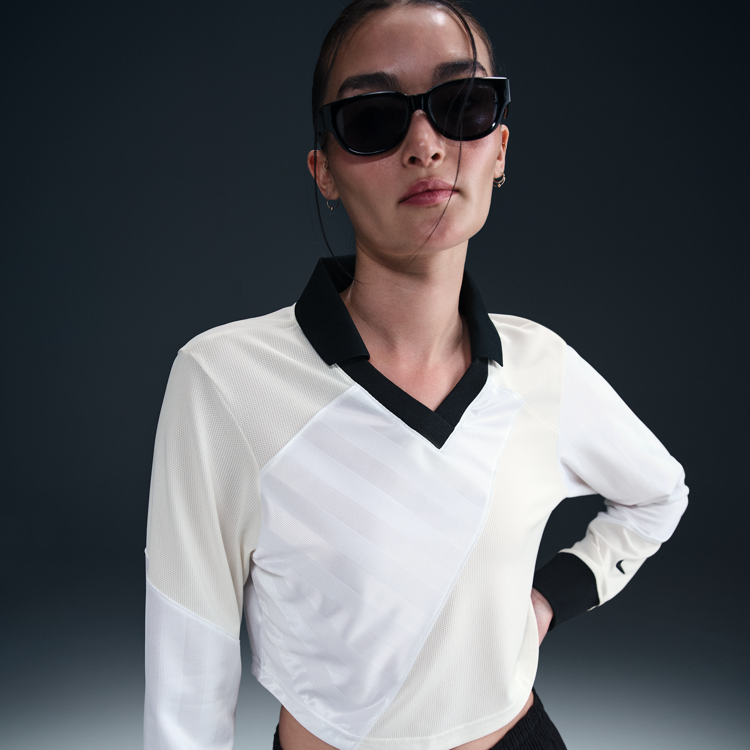 【ナイキ(NIKE)公式ストア】ナイキ スポーツウェア ウィメンズ ロングスリーブ クロップド ジャージー HF9508-100 ホワイト 【ナイキ(NIKE)公式ストア】ナイキ スポーツウェア ウィメンズ ロングスリーブ クロップド ジャージー HF9508-100 ホワイト