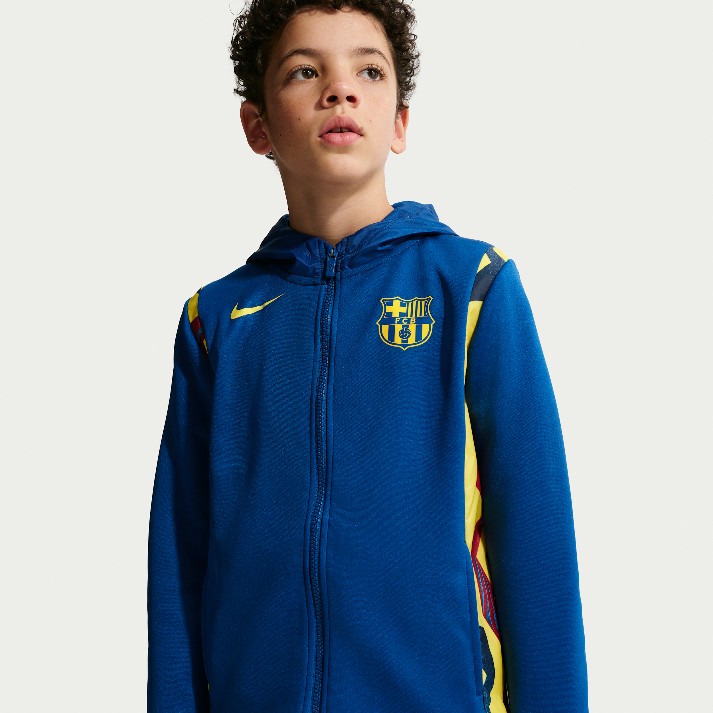 F.C. Barcelona Older Kids' Nike Football Woven Tracksuit - Blue