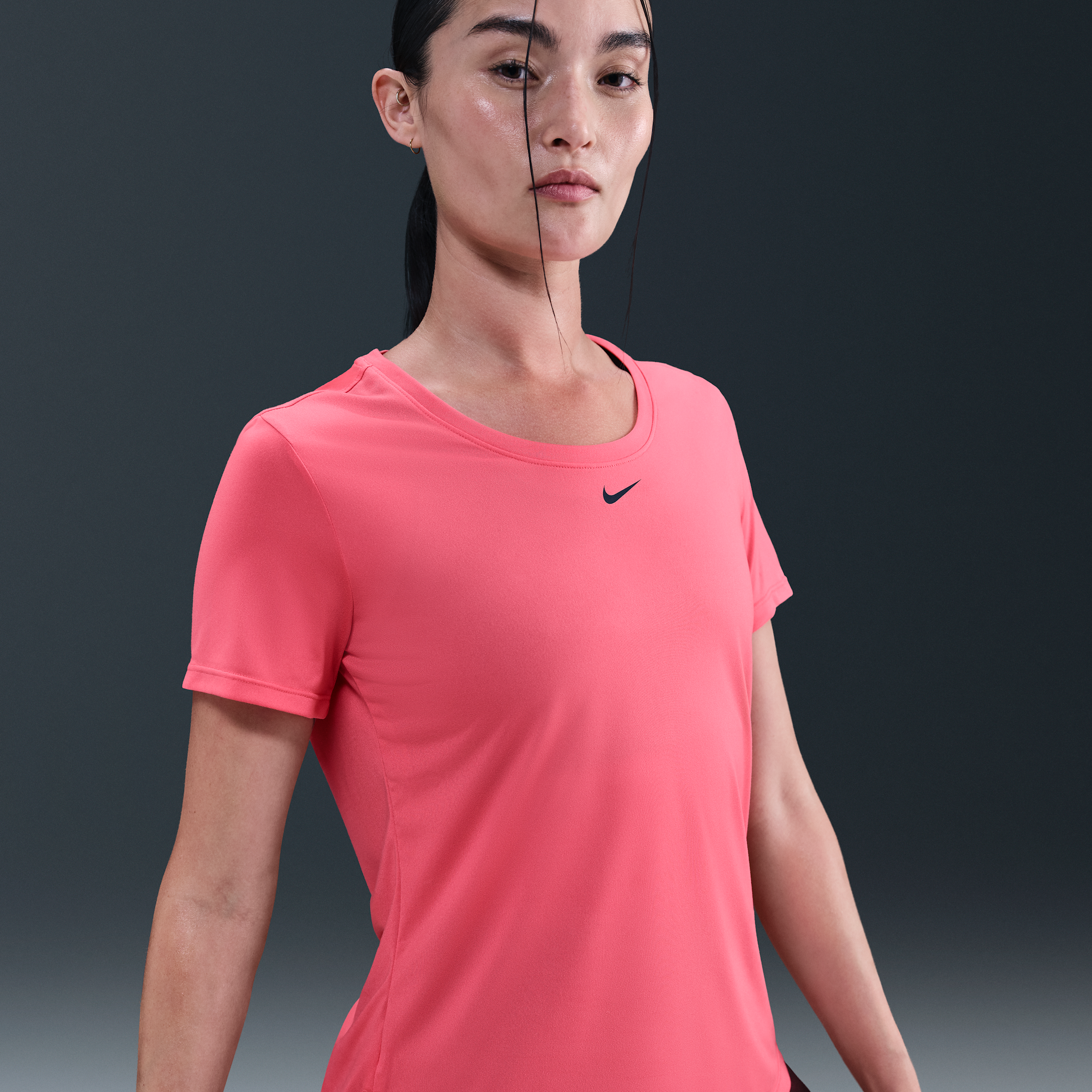 【ナイキ(NIKE)公式ストア】ナイキ Dri-FIT ワン ウィメンズ スタンダードフィット ショートスリーブ トップ DD0639-629 ピンク 【ナイキ(NIKE)公式ストア】ナイキ Dri-FIT ワン ウィメンズ スタンダードフィット ショートスリーブ トップ DD0639-629 ピンク