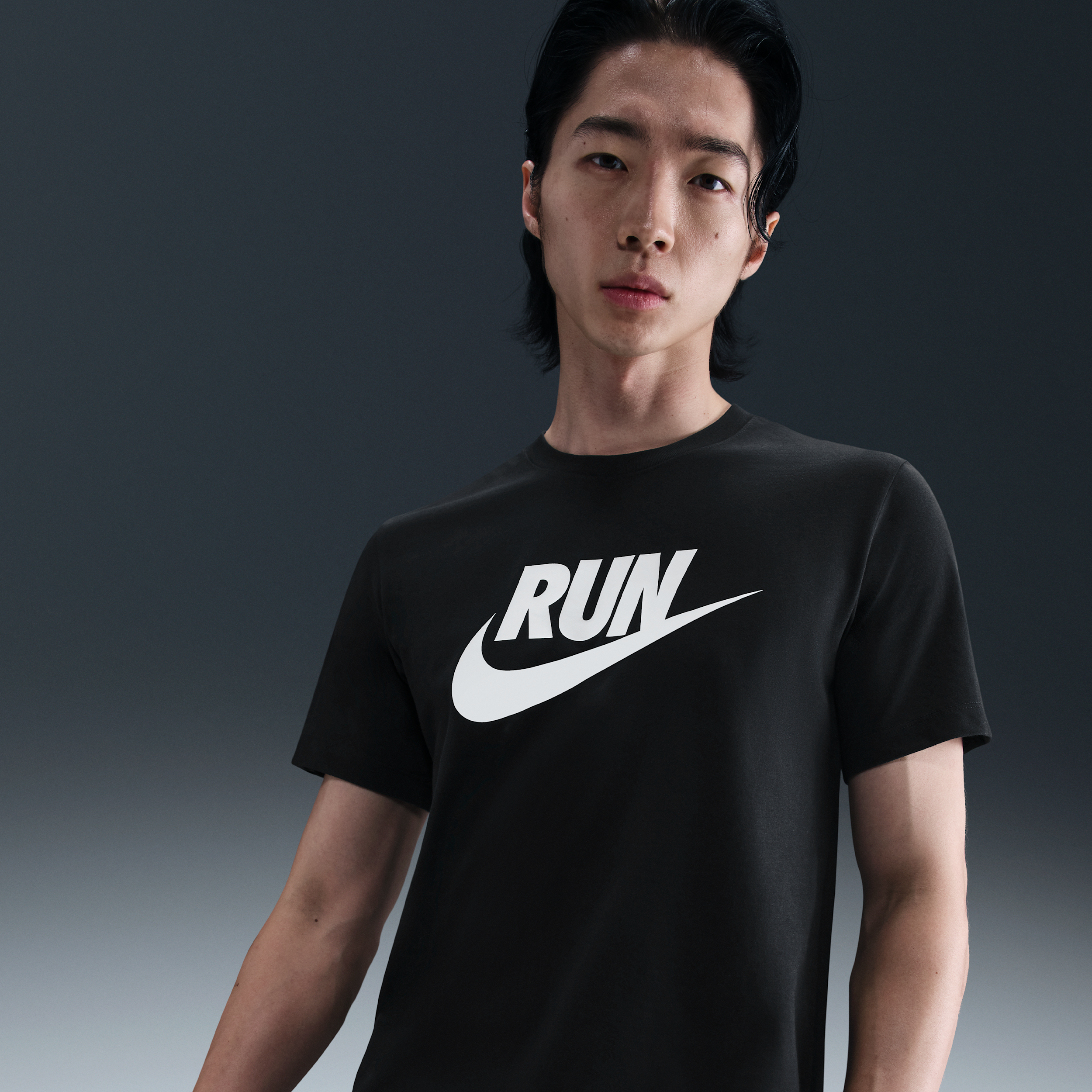 【ナイキ(NIKE)公式ストア】ナイキ メンズ Dri-FIT ランニング Tシャツ IH4239-010 ブラック 【ナイキ(NIKE)公式ストア】ナイキ メンズ Dri-FIT ランニング Tシャツ IH4239-010 ブラック