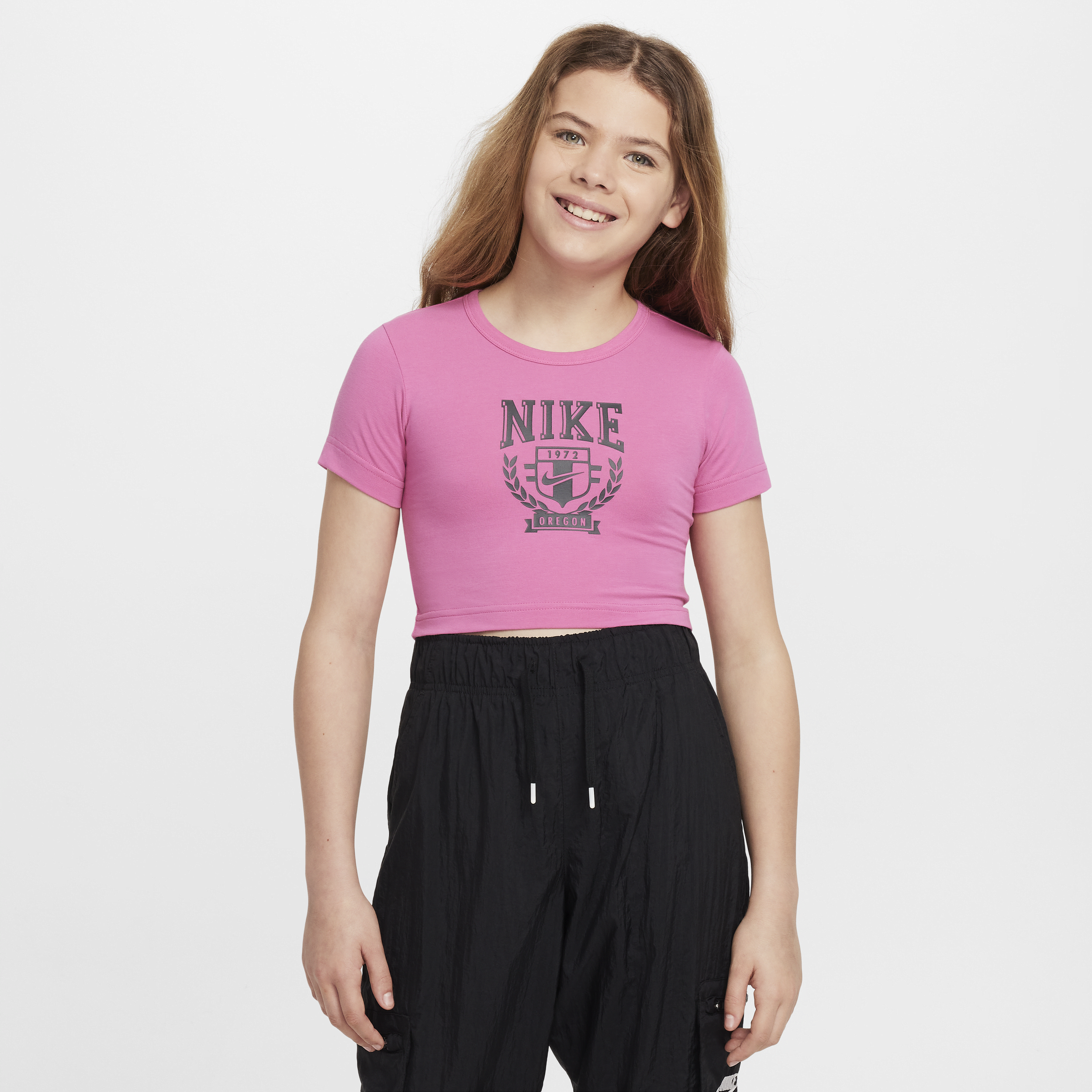 Nike Sportswear-T-shirt med grafik til større børn (piger) - rød