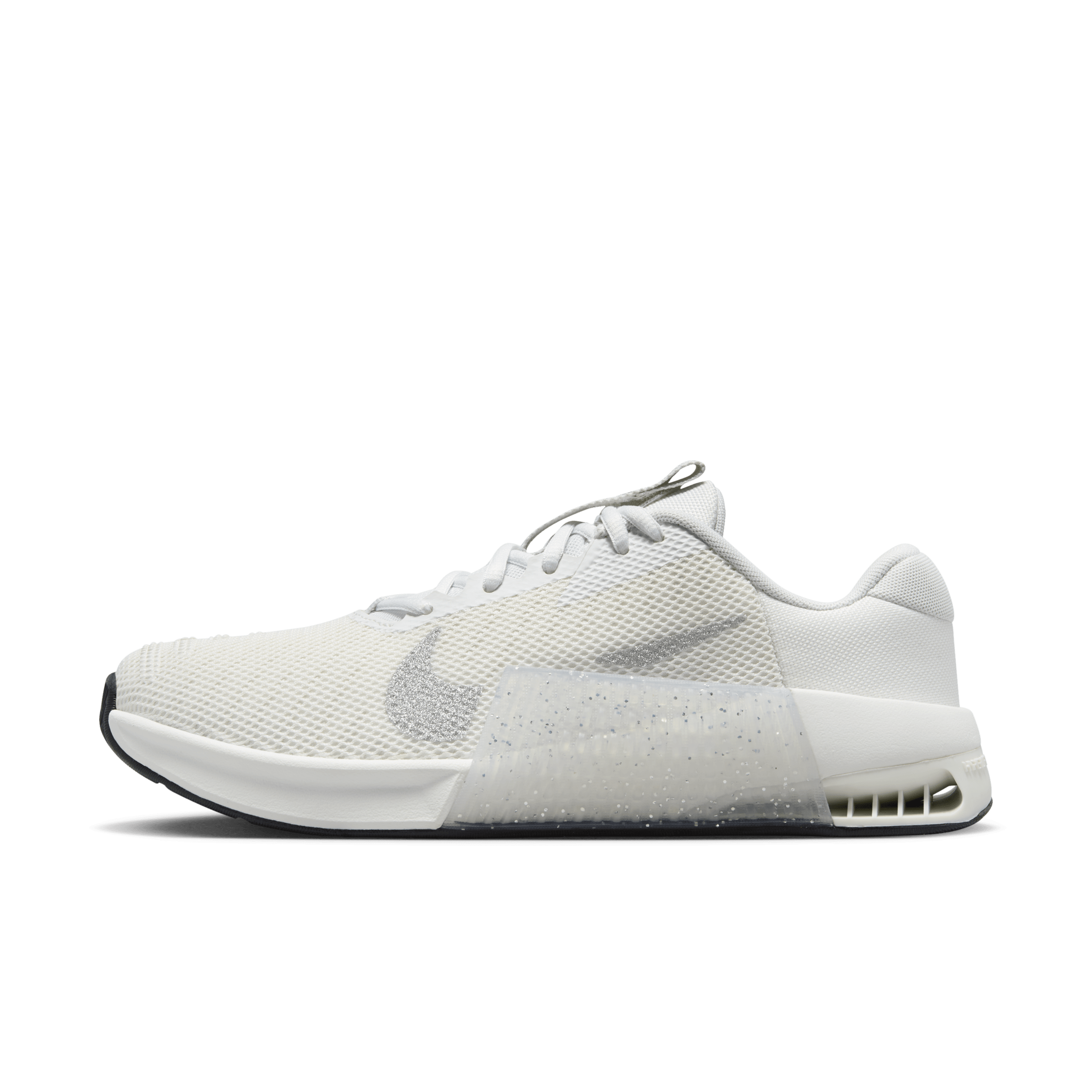 【ナイキ(NIKE)公式ストア】ナイキ メトコン 9 プレミアム ウィメンズ ワークアウトシューズ グリッター付き FQ7217-101 ホワイト 【ナイキ(NIKE)公式ストア】ナイキ メトコン 9 プレミアム ウィメンズ ワークアウトシューズ グリッター付き FQ7217-101 ホワイト