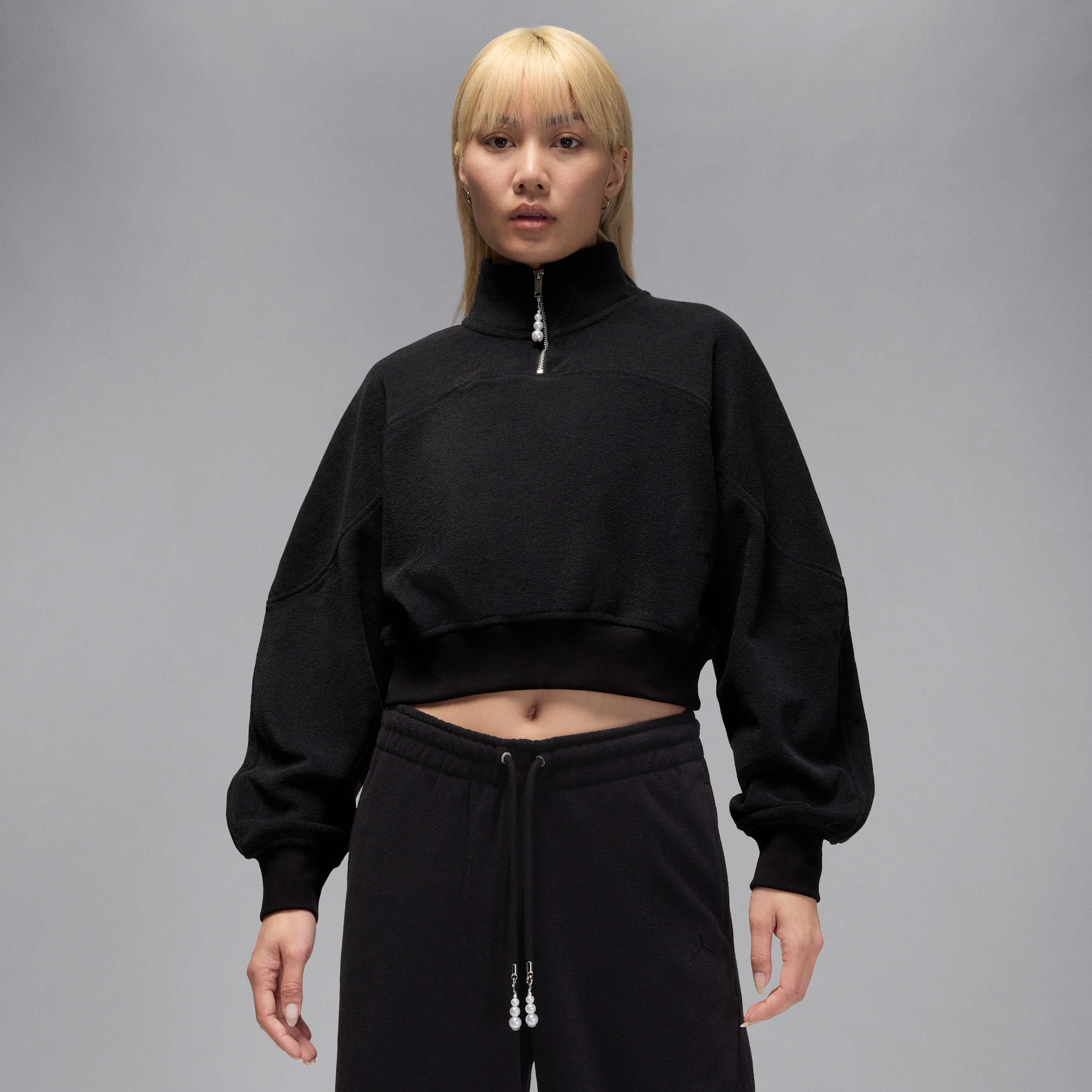 【ナイキ(NIKE)公式ストア】ジョーダン フライト フリース ウィメンズ クォータージップ トップ HV0327-010 ブラック 【ナイキ(NIKE)公式ストア】ジョーダン フライト フリース ウィメンズ クォータージップ トップ HV0327-010 ブラック