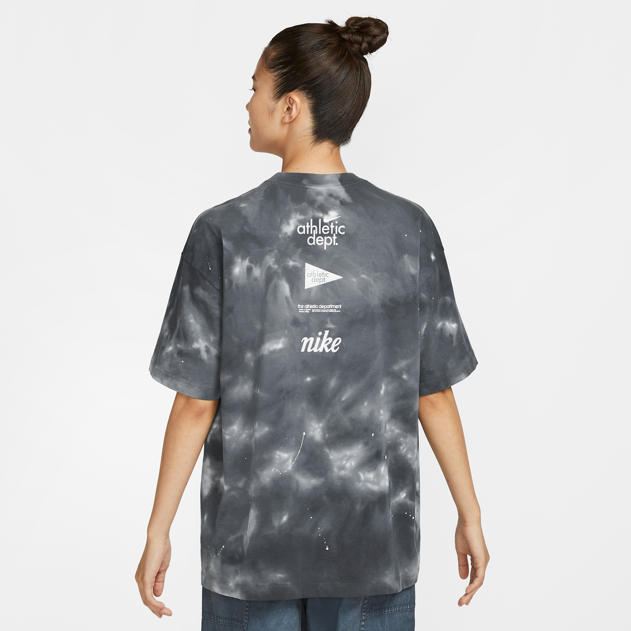 【ナイキ(NIKE)公式ストア】ナイキ スポーツウェア ウィメンズ オーバーサイズド Tシャツ II0462-010 ブラック 【ナイキ(NIKE)公式ストア】ナイキ スポーツウェア ウィメンズ オーバーサイズド Tシャツ II0462-010 ブラック