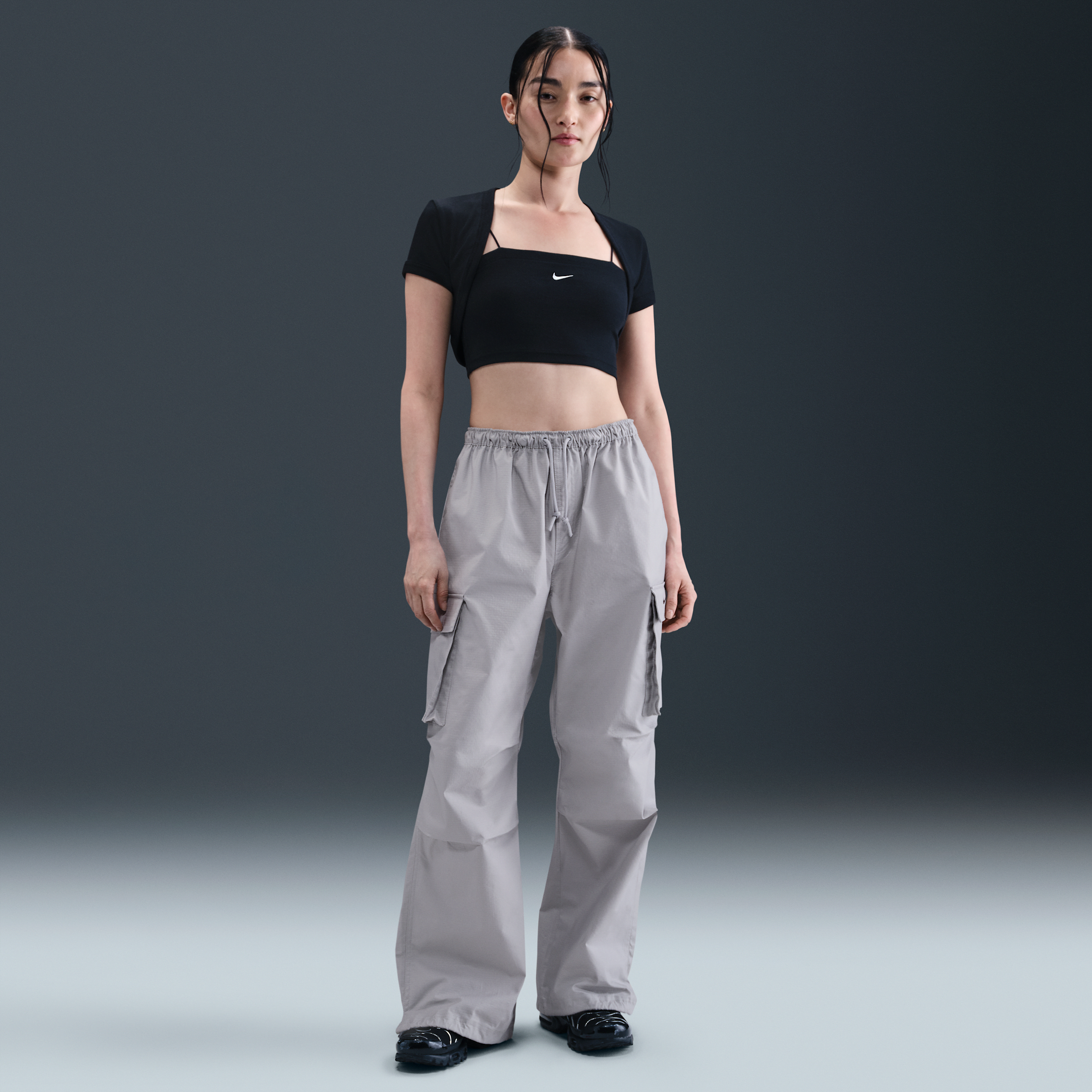 【ナイキ(NIKE)公式ストア】ナイキ スポーツウェア ウィメンズ ミッドライズ オーバーサイズド カーゴ パンツ IB1059-077 グレー 【ナイキ(NIKE)公式ストア】ナイキ スポーツウェア ウィメンズ ミッドライズ オーバーサイズド カーゴ パンツ IB1059-077 グレー