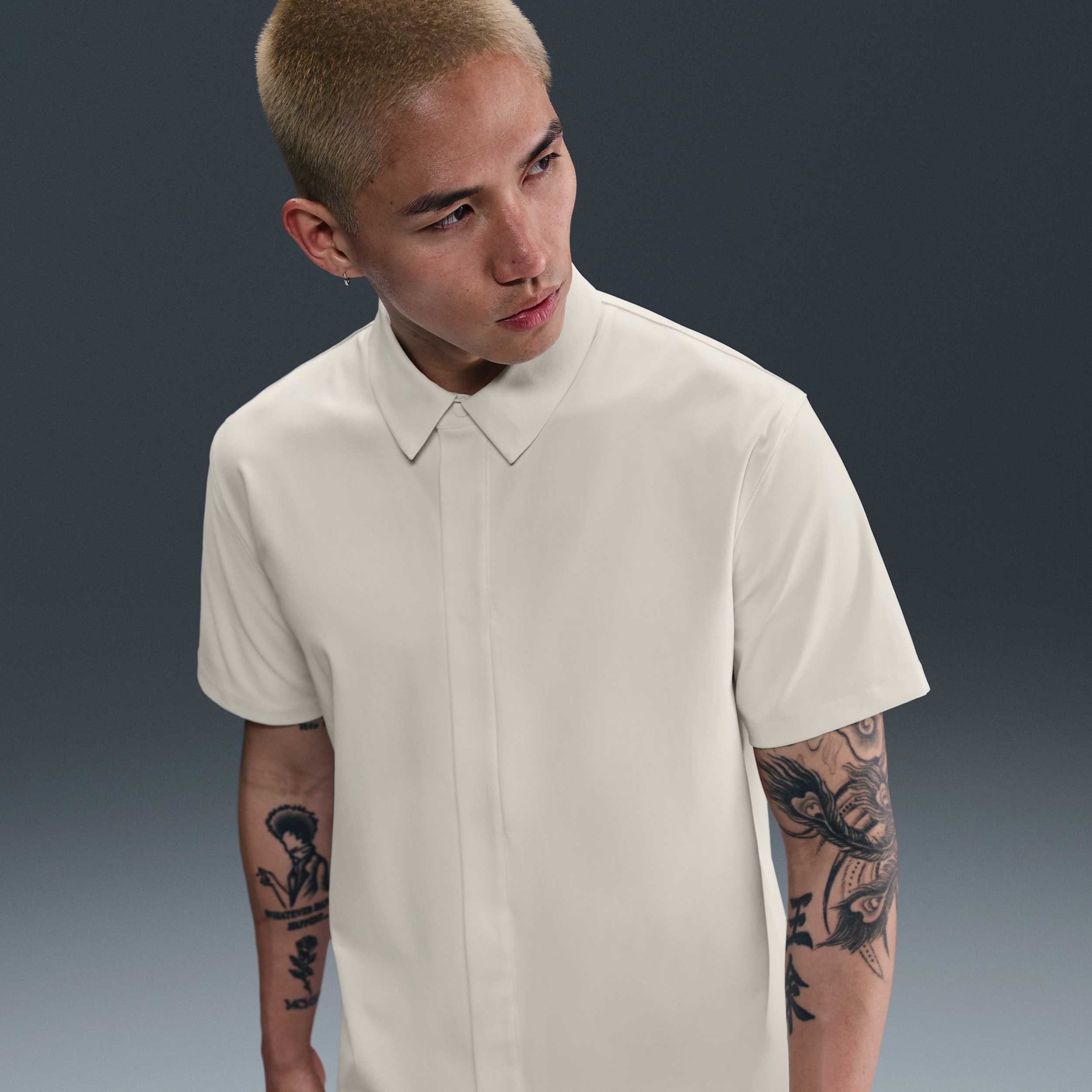 【ナイキ(NIKE)公式ストア】ナイキ 24.7 PerfectStretch メンズ Dri-FIT ショートスリーブ スナップダウン トップ HQ6959-133 ホワイト 【ナイキ(NIKE)公式ストア】ナイキ 24.7 PerfectStretch メンズ Dri-FIT ショートスリーブ スナップダウン トップ HQ6959-133 ホワイト