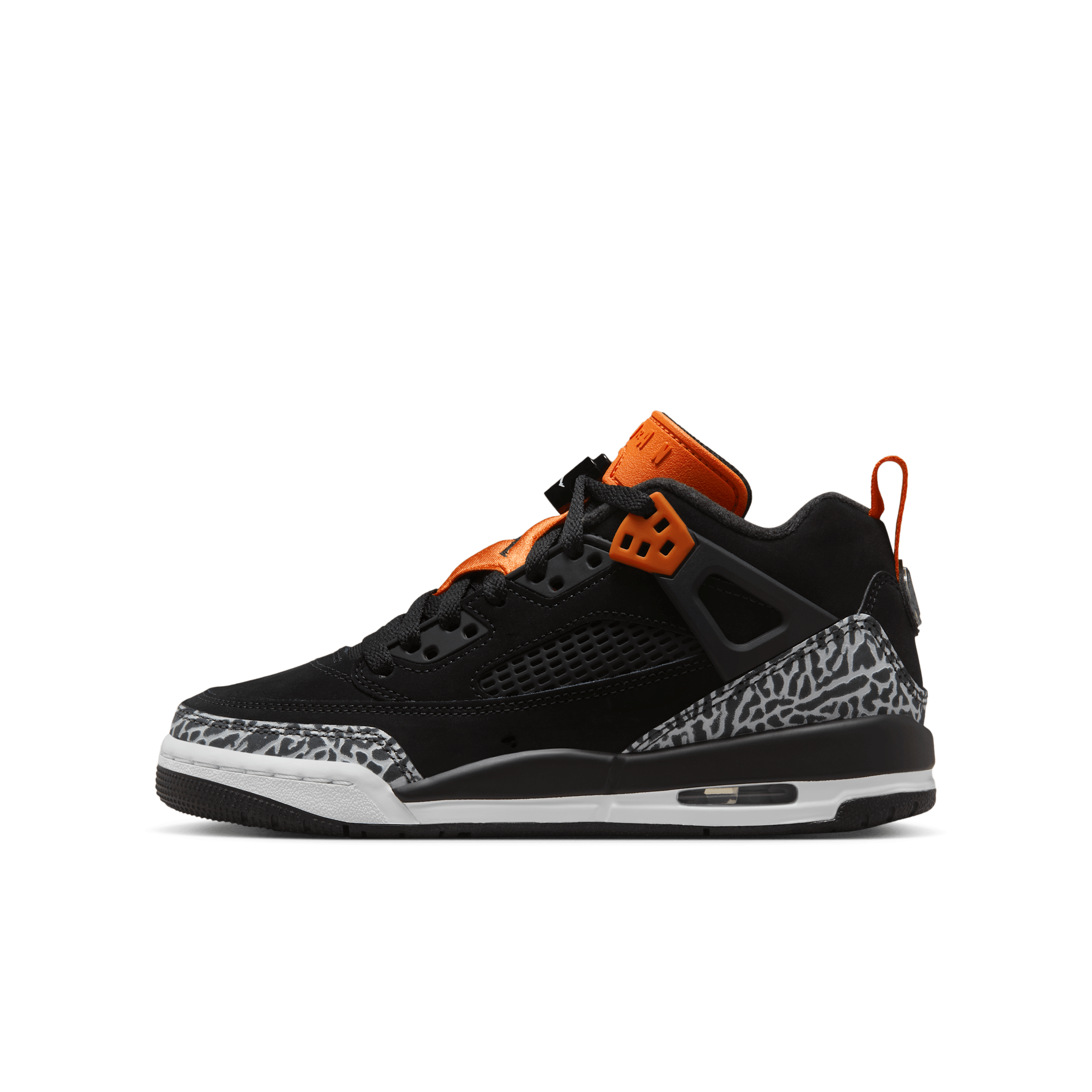【ナイキ(NIKE)公式ストア】ジョーダン スパイジーク LOW ジュニアシューズ FQ3950-008 ブラック 【ナイキ(NIKE)公式ストア】ジョーダン スパイジーク LOW ジュニアシューズ FQ3950-008 ブラック