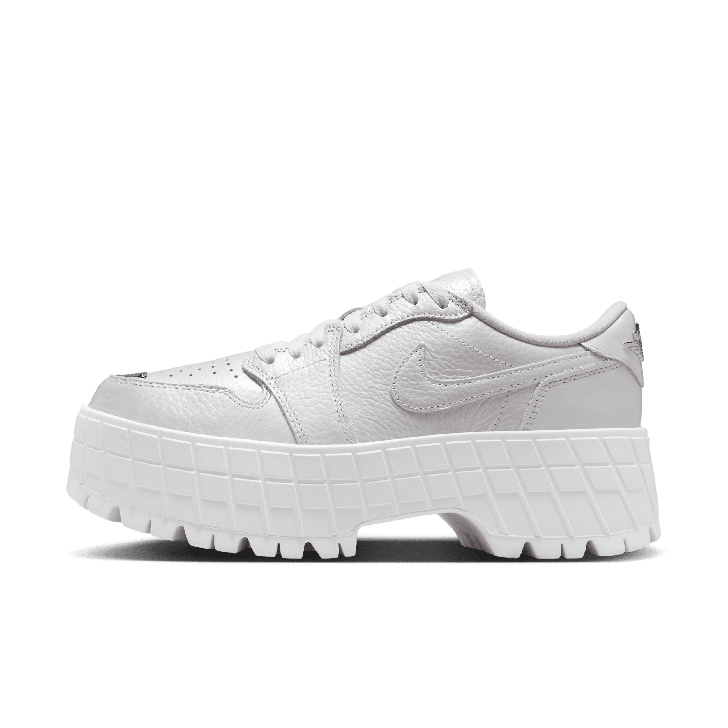 【ナイキ(NIKE)公式ストア】エア ジョーダン 1 ブルックリン LOW ウィメンズシューズ HF3184-100 ホワイト 【ナイキ(NIKE)公式ストア】エア ジョーダン 1 ブルックリン LOW ウィメンズシューズ HF3184-100 ホワイト