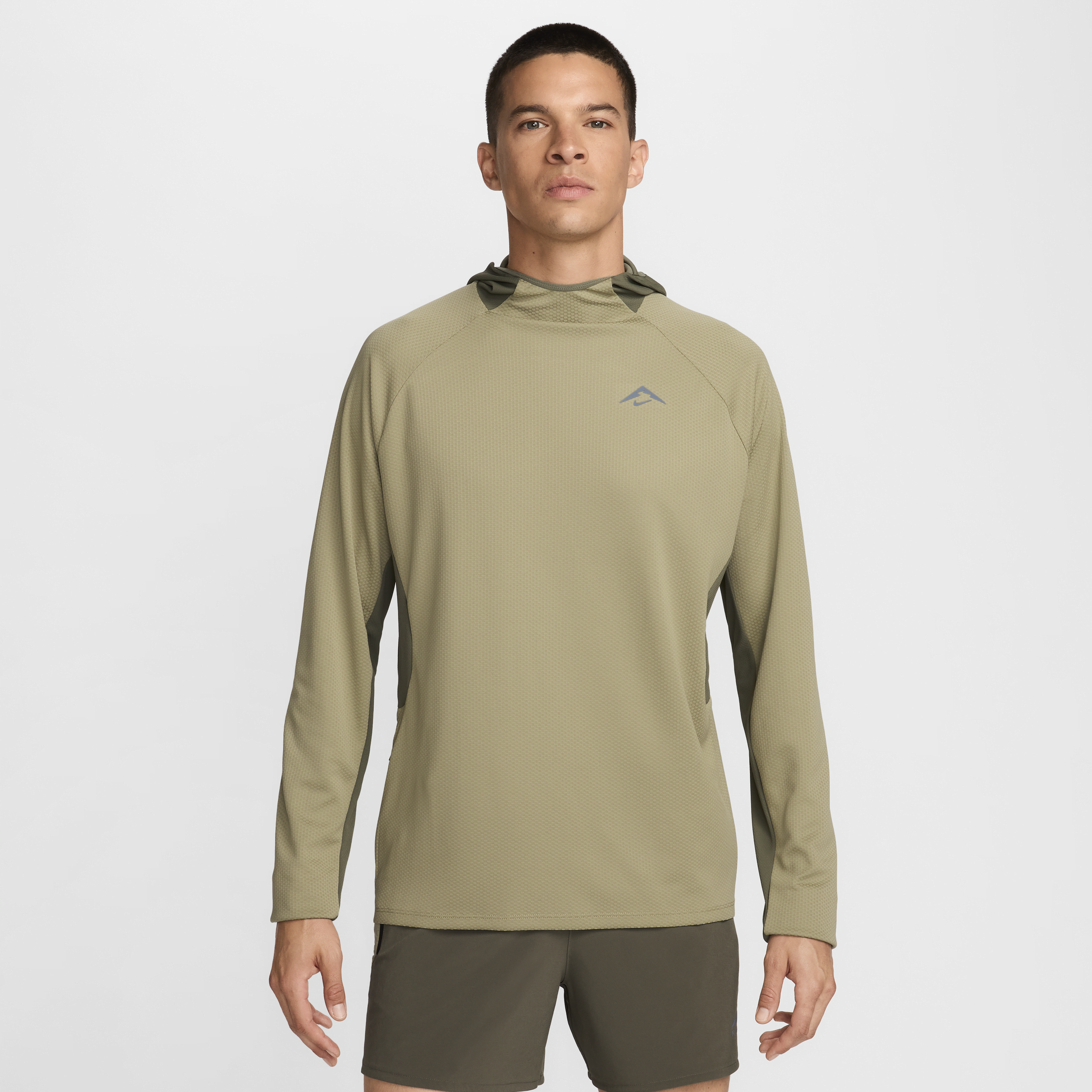 Langærmet Nike Trail Dri-FIT UV-løbeoverdel med hætte til mænd - brun