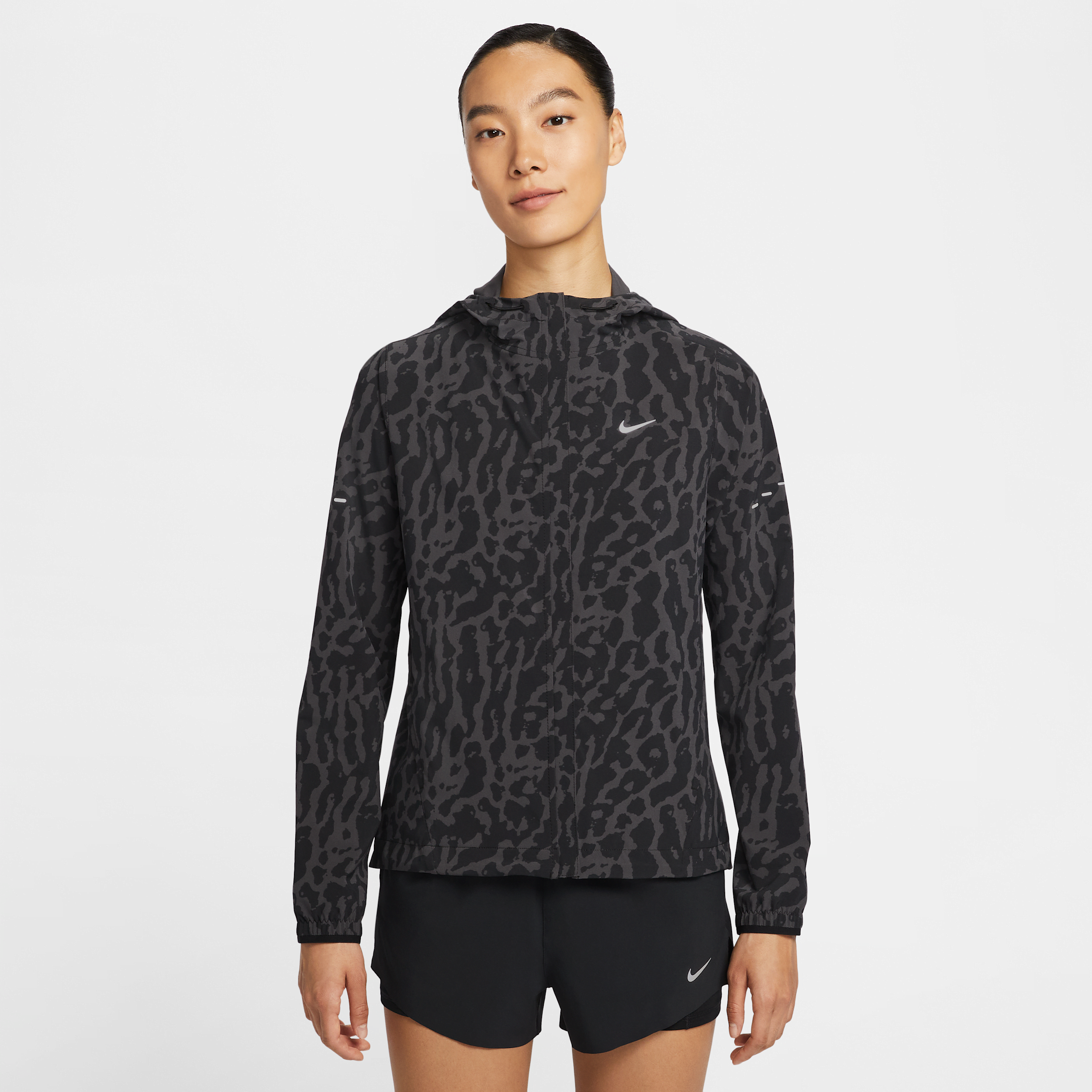 【ナイキ(NIKE)公式ストア】ナイキ スウィフト ウィメンズ Dri-FIT パッカブル ランニングジャケット IB5845-010 ブラック 【ナイキ(NIKE)公式ストア】ナイキ スウィフト ウィメンズ Dri-FIT パッカブル ランニングジャケット IB5845-010 ブラック