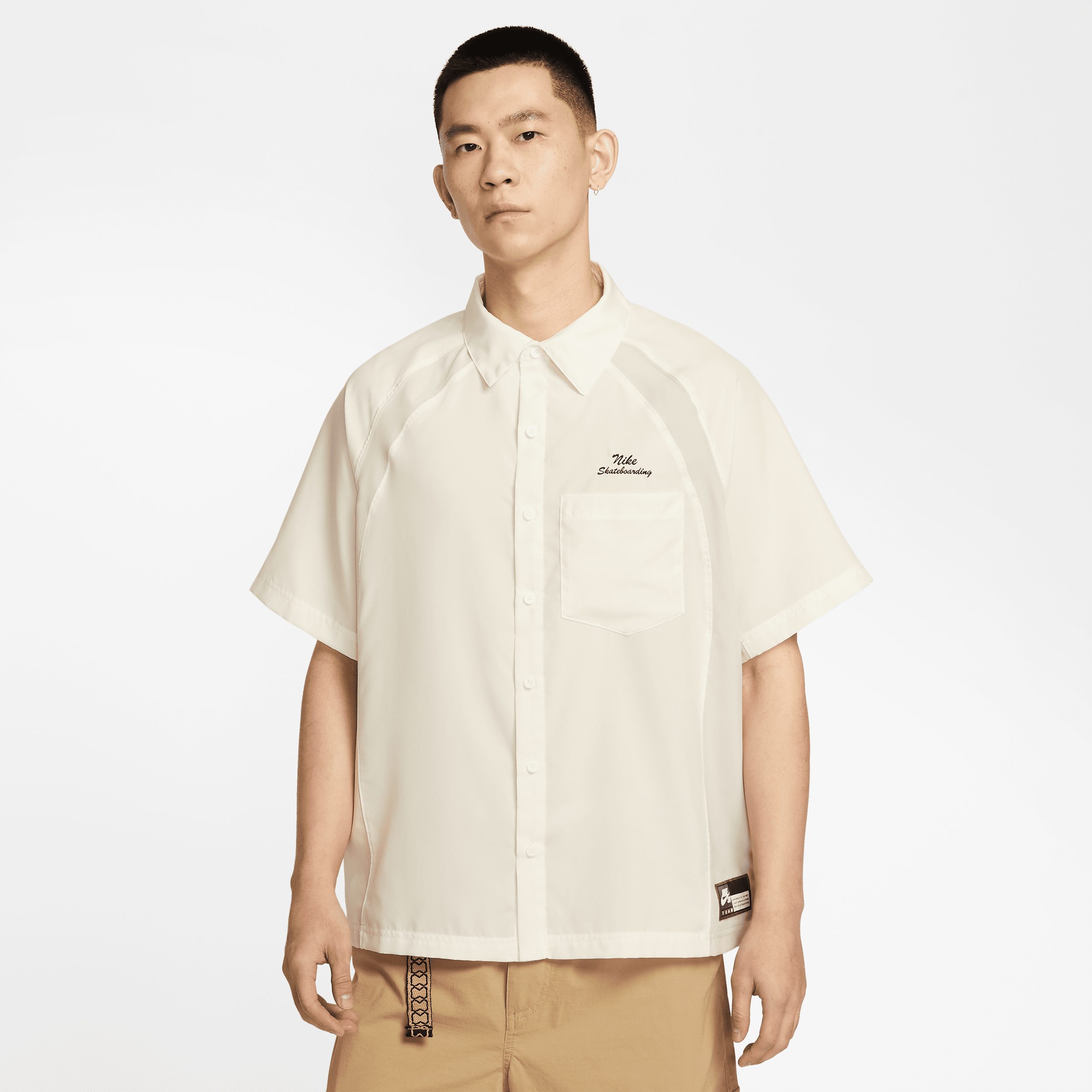 【ナイキ(NIKE)公式ストア】ナイキ SB Dri-FIT ウーブン ショートスリーブ ボウラーシャツ HJ2959-133 ホワイト 【ナイキ(NIKE)公式ストア】ナイキ SB Dri-FIT ウーブン ショートスリーブ ボウラーシャツ HJ2959-133 ホワイト