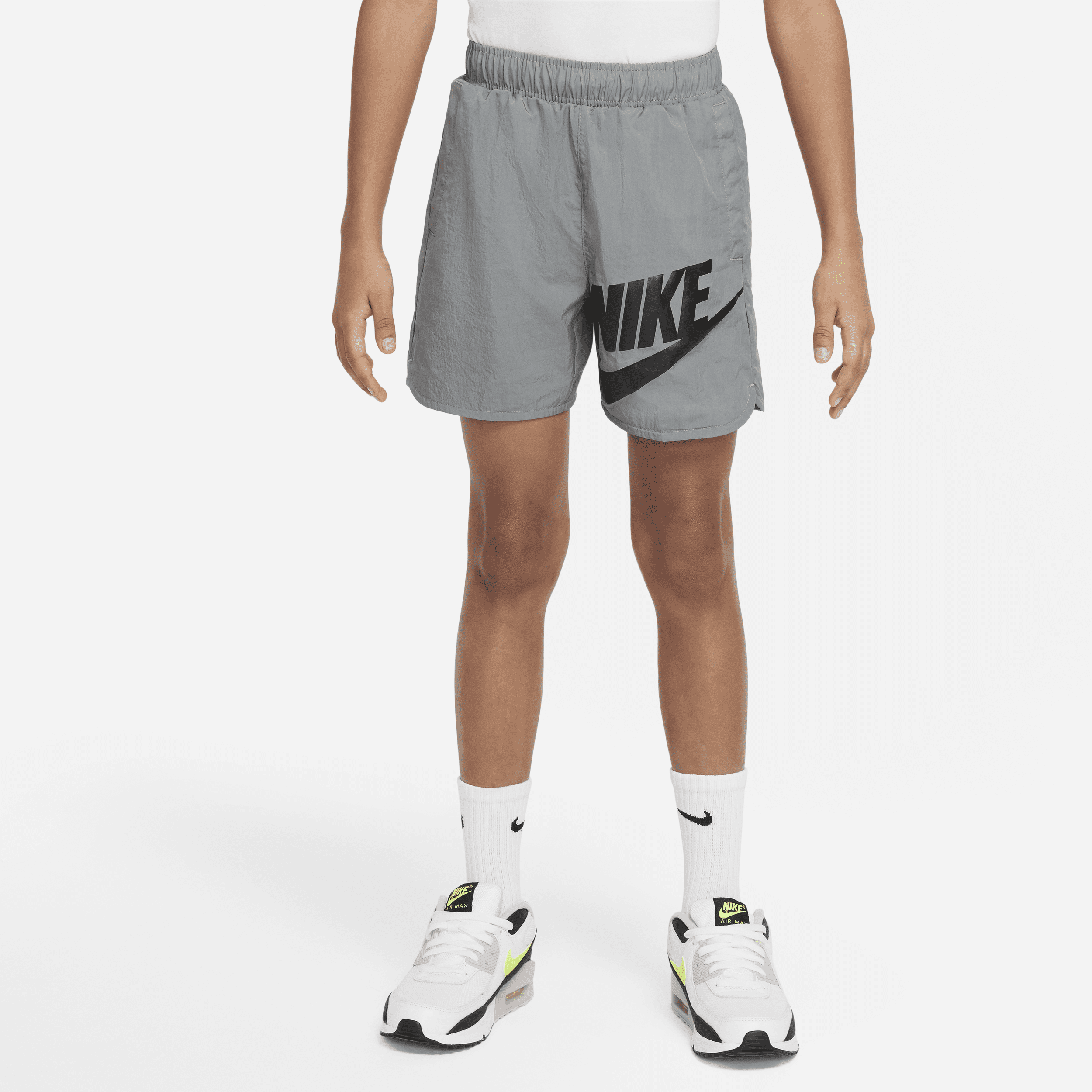 【ナイキ(NIKE)公式ストア】ナイキ スポーツウェア ジュニア (ボーイズ) ウーブン ショートパンツ DO6582-084 グレー 【ナイキ(NIKE)公式ストア】ナイキ スポーツウェア ジュニア (ボーイズ) ウーブン ショートパンツ DO6582-084 グレー
