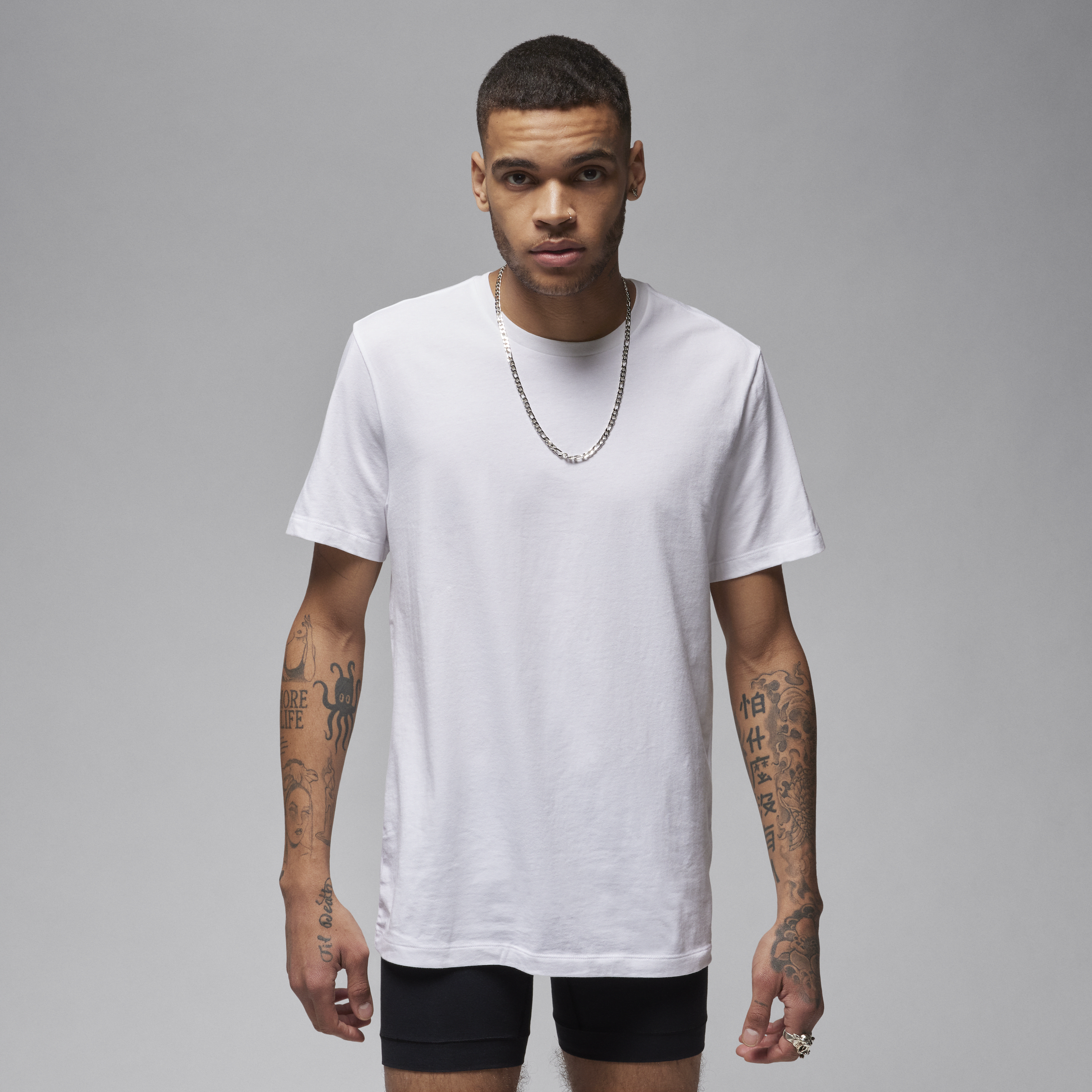 【ナイキ(NIKE)公式ストア】ジョーダン メンズ フライト ベース Tシャツ (2枚セット) HF1881-100 ホワイト 【ナイキ(NIKE)公式ストア】ジョーダン メンズ フライト ベース Tシャツ (2枚セット) HF1881-100 ホワイト