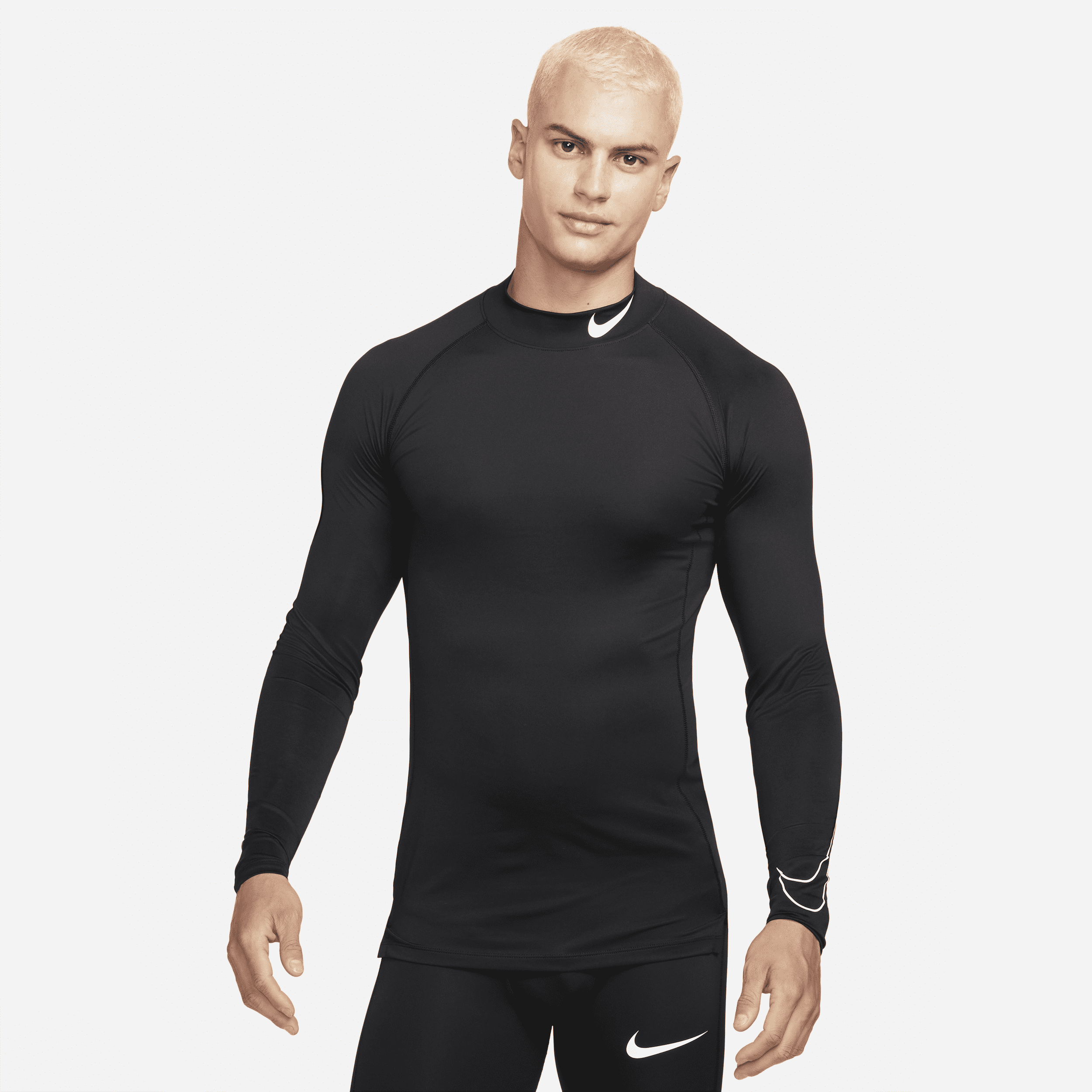 Nike Pro Dri-FIT–langærmet overdel med tætsiddende pasform til mænd - sort