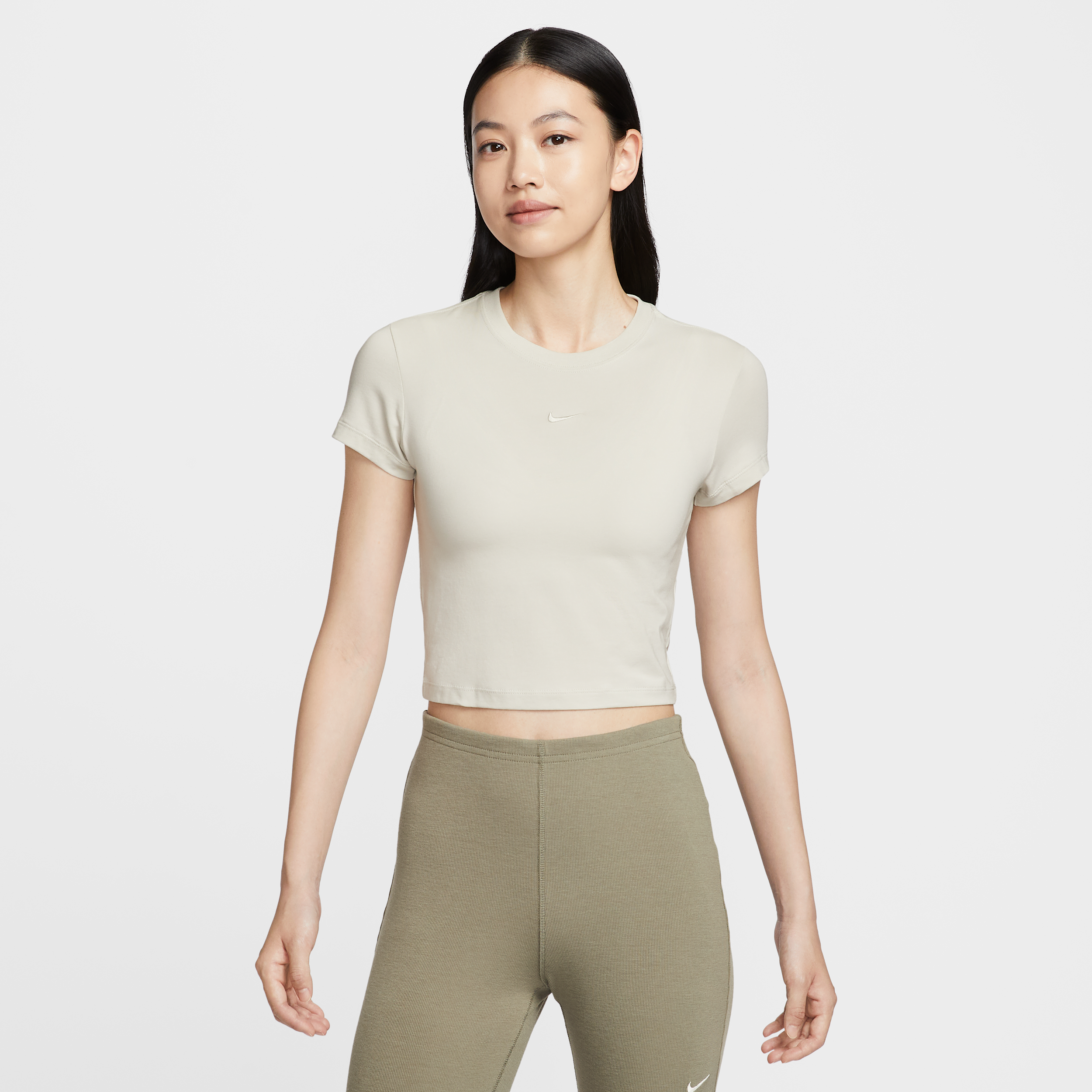 【ナイキ(NIKE)公式ストア】ナイキ スポーツウェア チル ニット ウィメンズ クロップド Tシャツ HF9539-072 グレー 【ナイキ(NIKE)公式ストア】ナイキ スポーツウェア チル ニット ウィメンズ クロップド Tシャツ HF9539-072 グレー