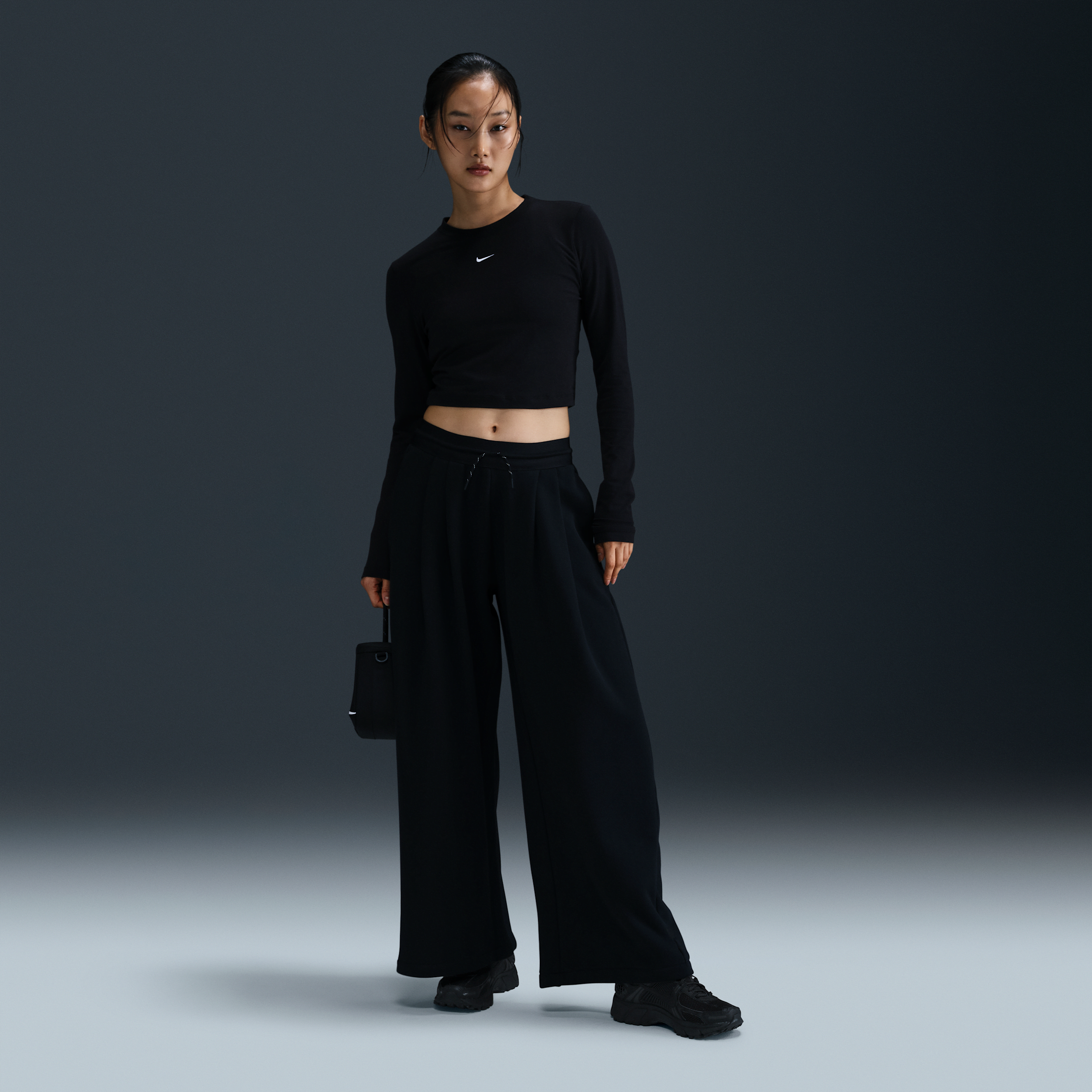 【ナイキ(NIKE)公式ストア】ナイキ スポーツウェア コレクション ウィメンズ ミッドライズ プリーツ フレンチテリー パンツ HF9546-010 ブラック 【ナイキ(NIKE)公式ストア】ナイキ スポーツウェア コレクション ウィメンズ ミッドライズ プリーツ フレンチテリー パンツ HF9546-010 ブラック