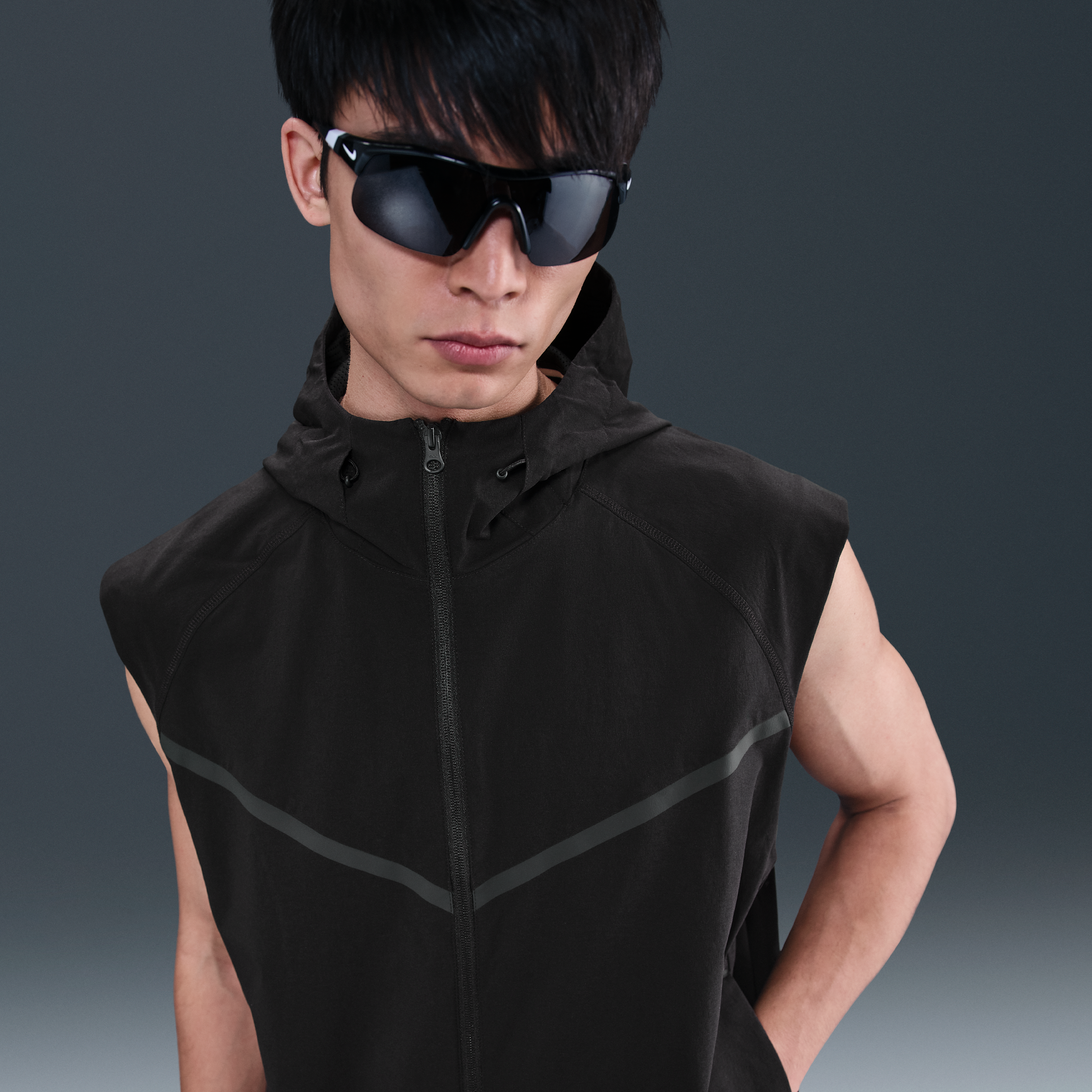 【ナイキ(NIKE)公式ストア】ナイキ テック メンズ Dri-FIT ウーブン ウィンドランナー ベスト HV0983-010 ブラック 【ナイキ(NIKE)公式ストア】ナイキ テック メンズ Dri-FIT ウーブン ウィンドランナー ベスト HV0983-010 ブラック