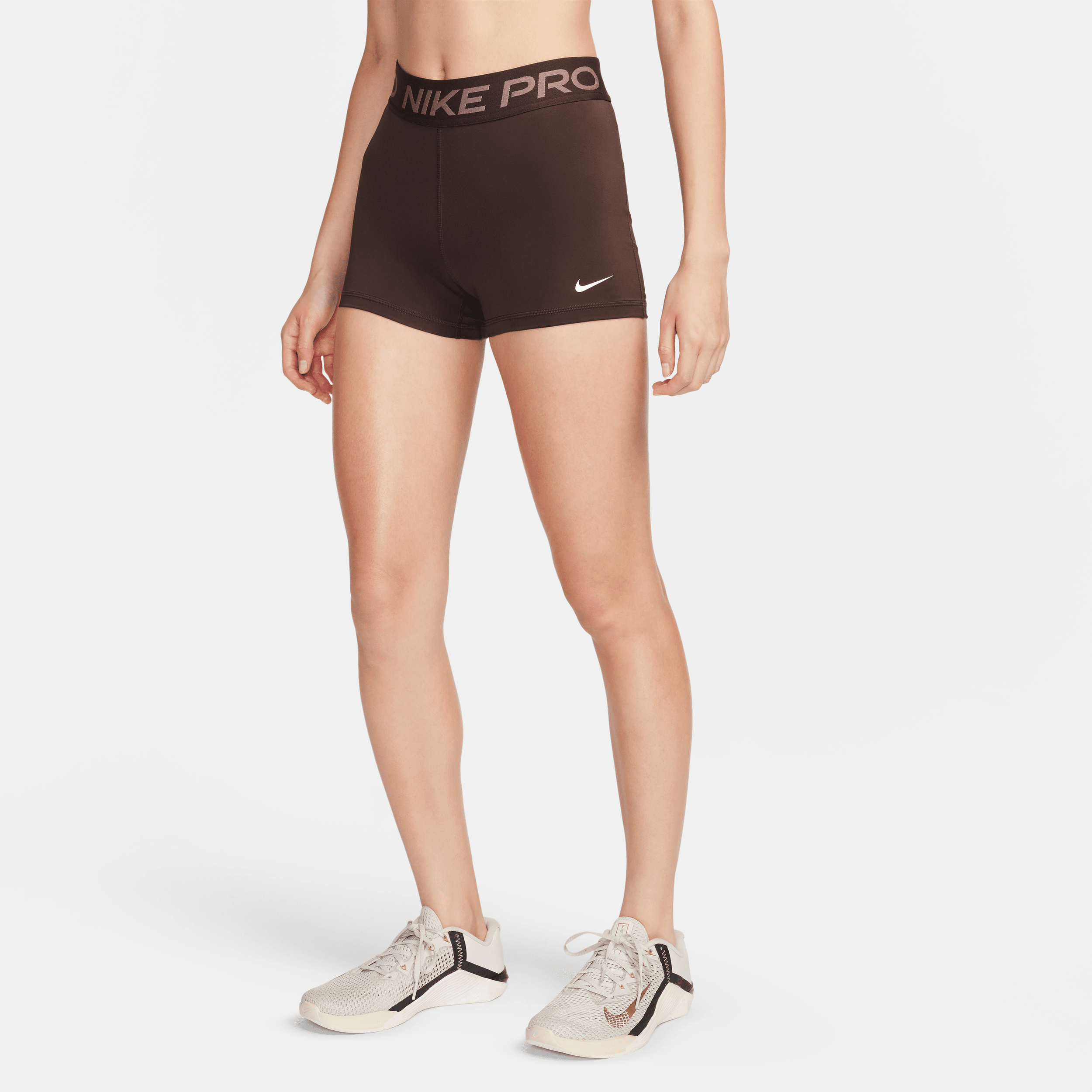 Shorts 8 cm Nike Pro - Donna - Marrone