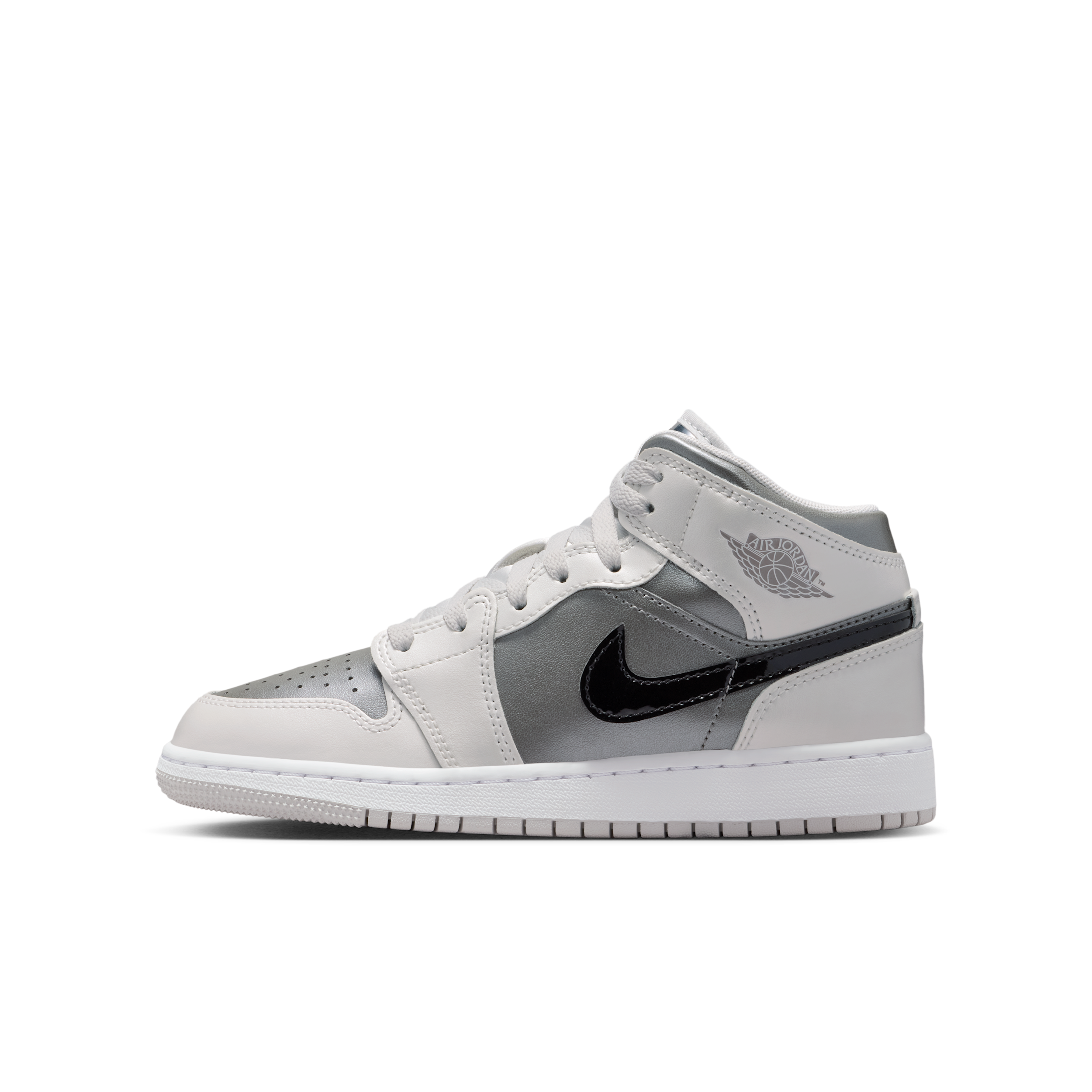 【ナイキ(NIKE)公式ストア】エア ジョーダン 1 MID SE ジュニアシューズ HV4400-014 グレー 【ナイキ(NIKE)公式ストア】エア ジョーダン 1 MID SE ジュニアシューズ HV4400-014 グレー