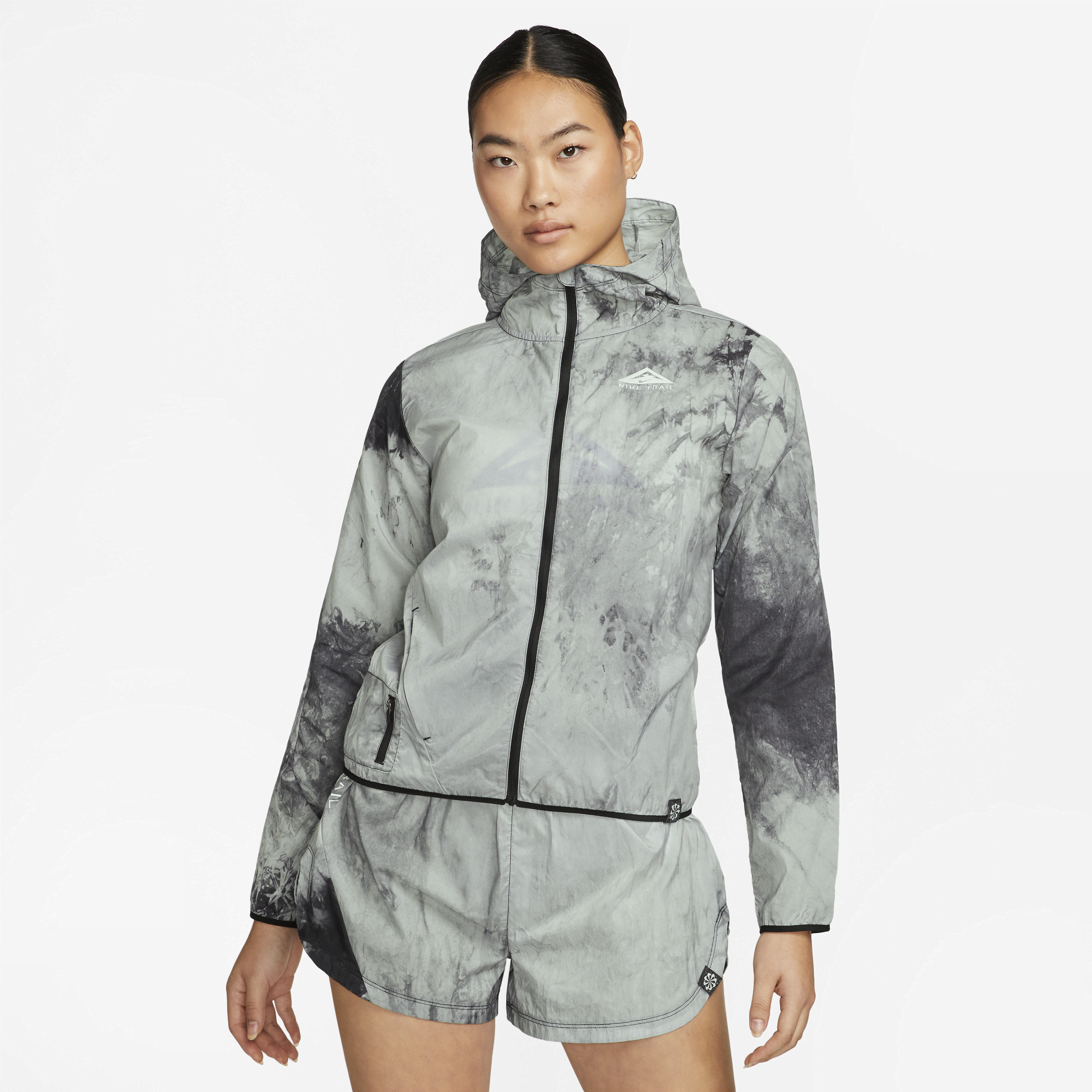 【ナイキ(NIKE)公式ストア】ナイキ レペル ウィメンズ トレイル ランニングジャケット DX1042-011 ブラック 【ナイキ(NIKE)公式ストア】ナイキ レペル ウィメンズ トレイル ランニングジャケット DX1042-011 ブラック