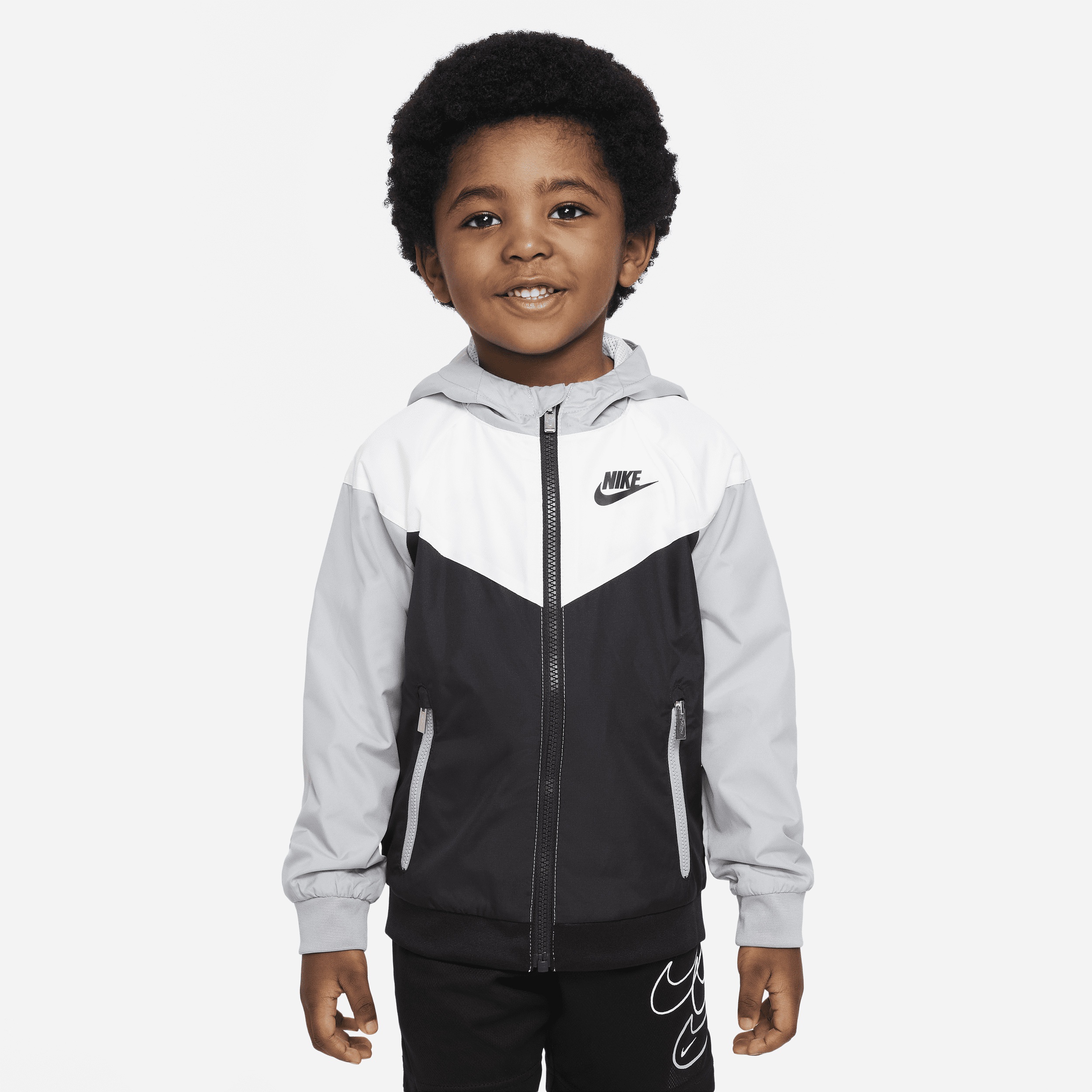 Nike Sportswear Windrunner-jakke med lynlås i fuld længde til småbørn - sort