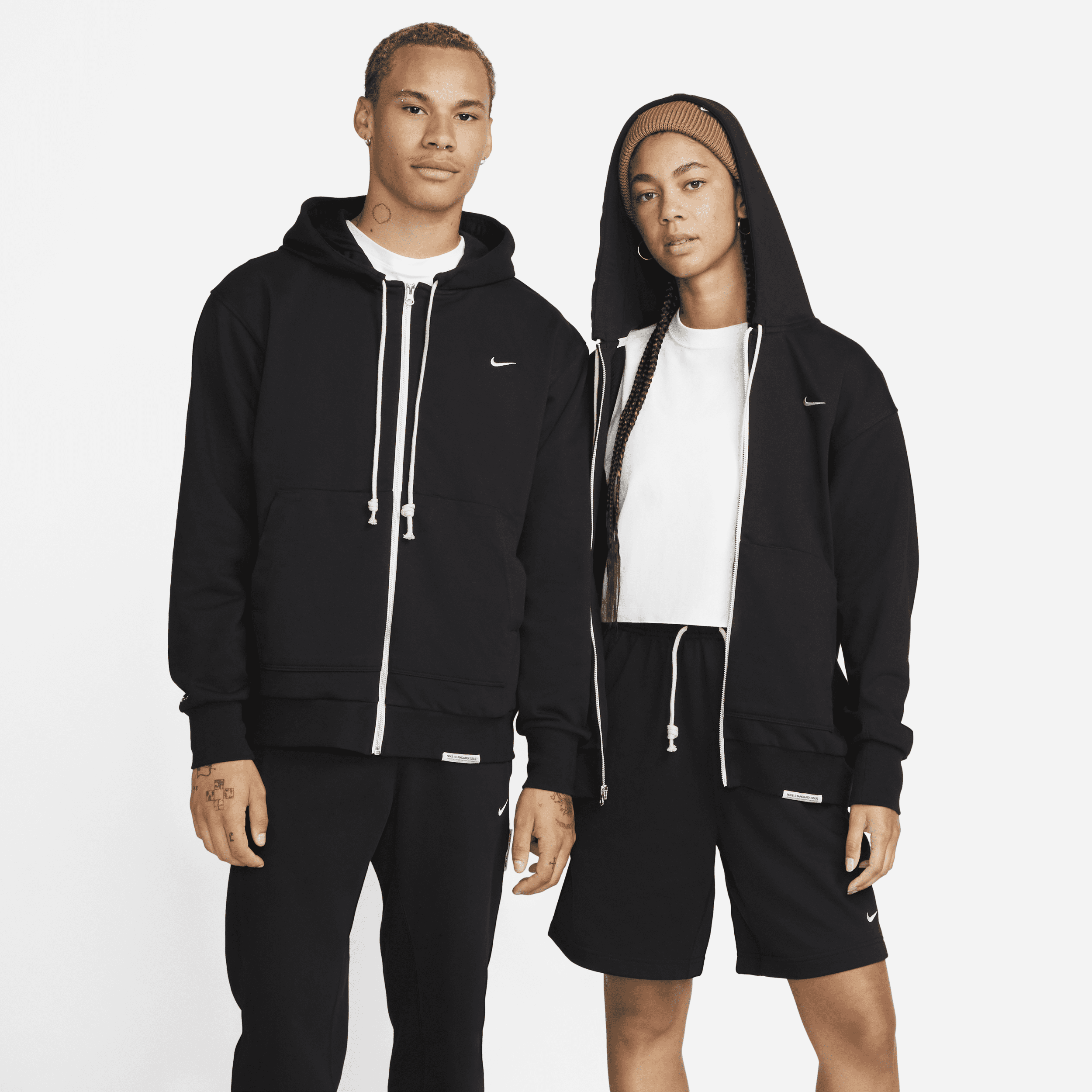 Nike Standard Issue Dri-FIT-basketballhættetrøje med lynlås til mænd - sort