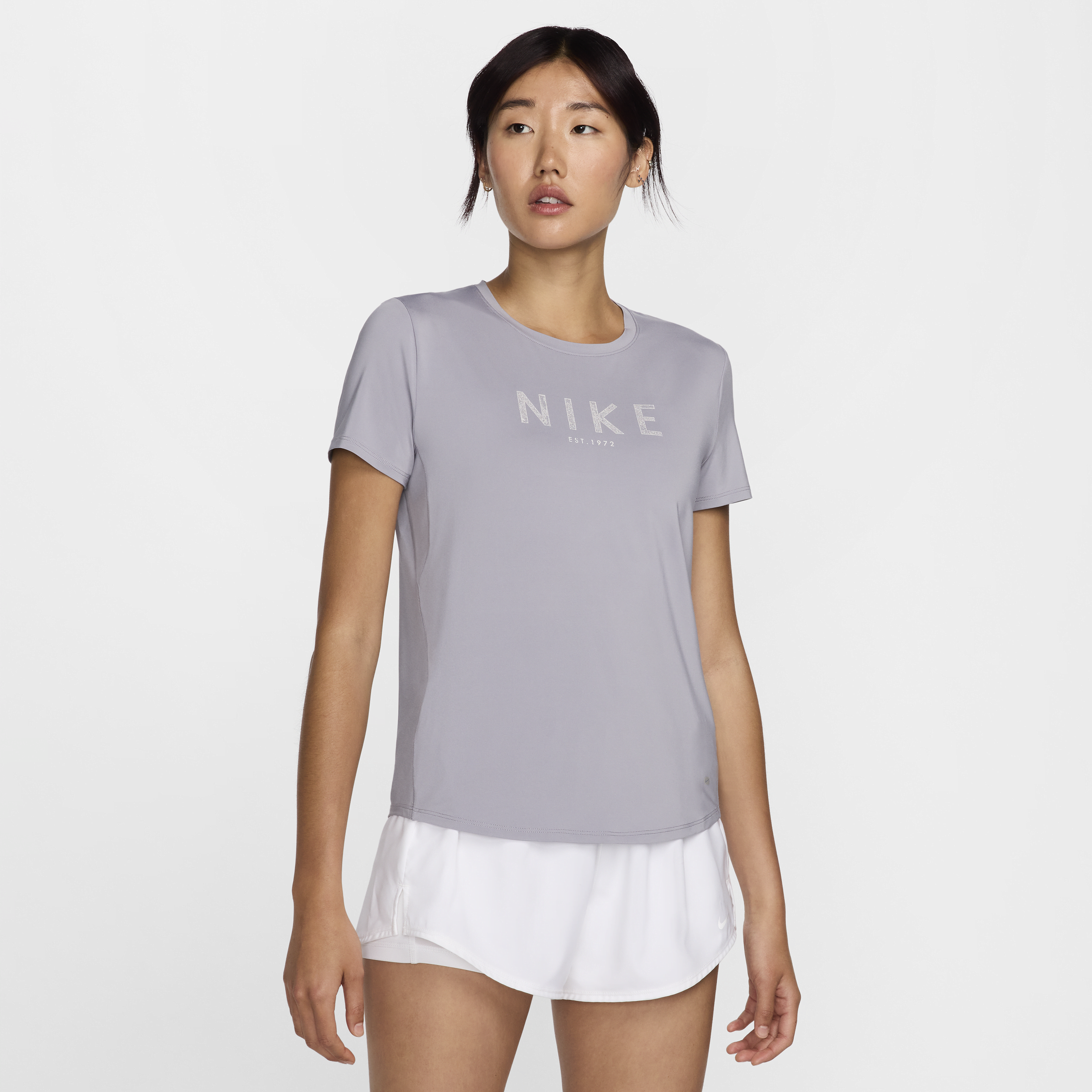 【ナイキ(NIKE)公式ストア】ナイキ ワン ウィメンズ Dri-FIT ショートスリーブ トップ HJ6992-099 グレー 【ナイキ(NIKE)公式ストア】ナイキ ワン ウィメンズ Dri-FIT ショートスリーブ トップ HJ6992-099 グレー