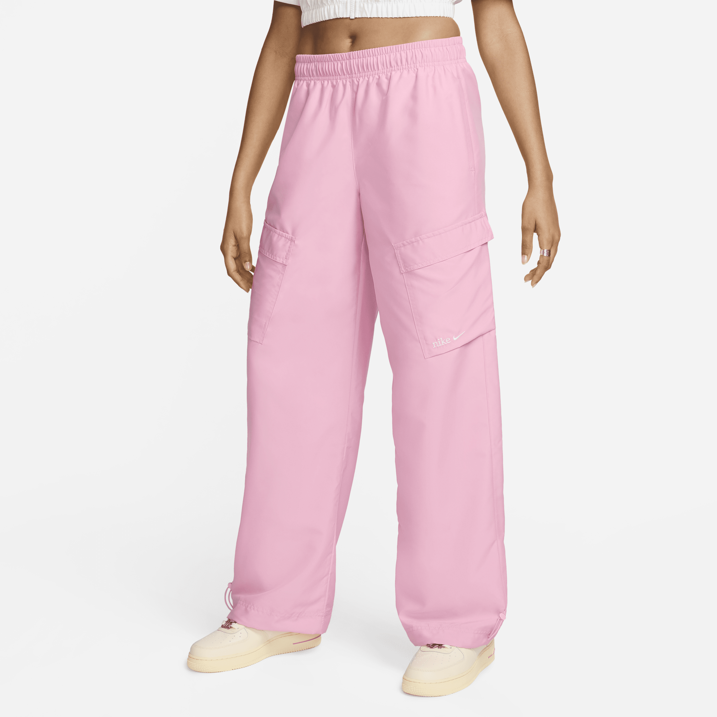 Vævede Nike Sportswear-cargo-bukser til kvinder - Pink