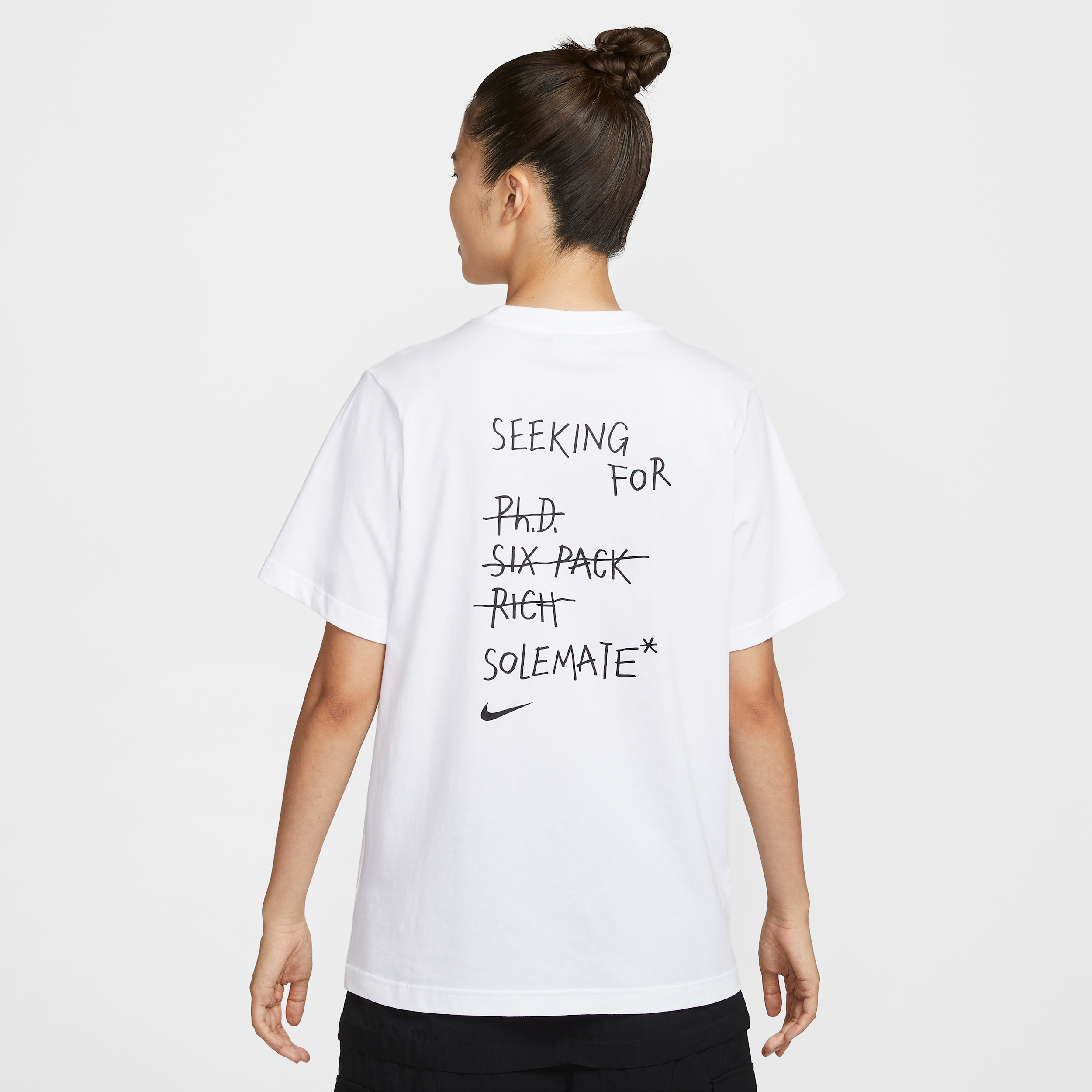 【ナイキ(NIKE)公式ストア】ナイキ スポーツウェア ウィメンズ Tシャツ II0451-100 ホワイト 【ナイキ(NIKE)公式ストア】ナイキ スポーツウェア ウィメンズ Tシャツ II0451-100 ホワイト