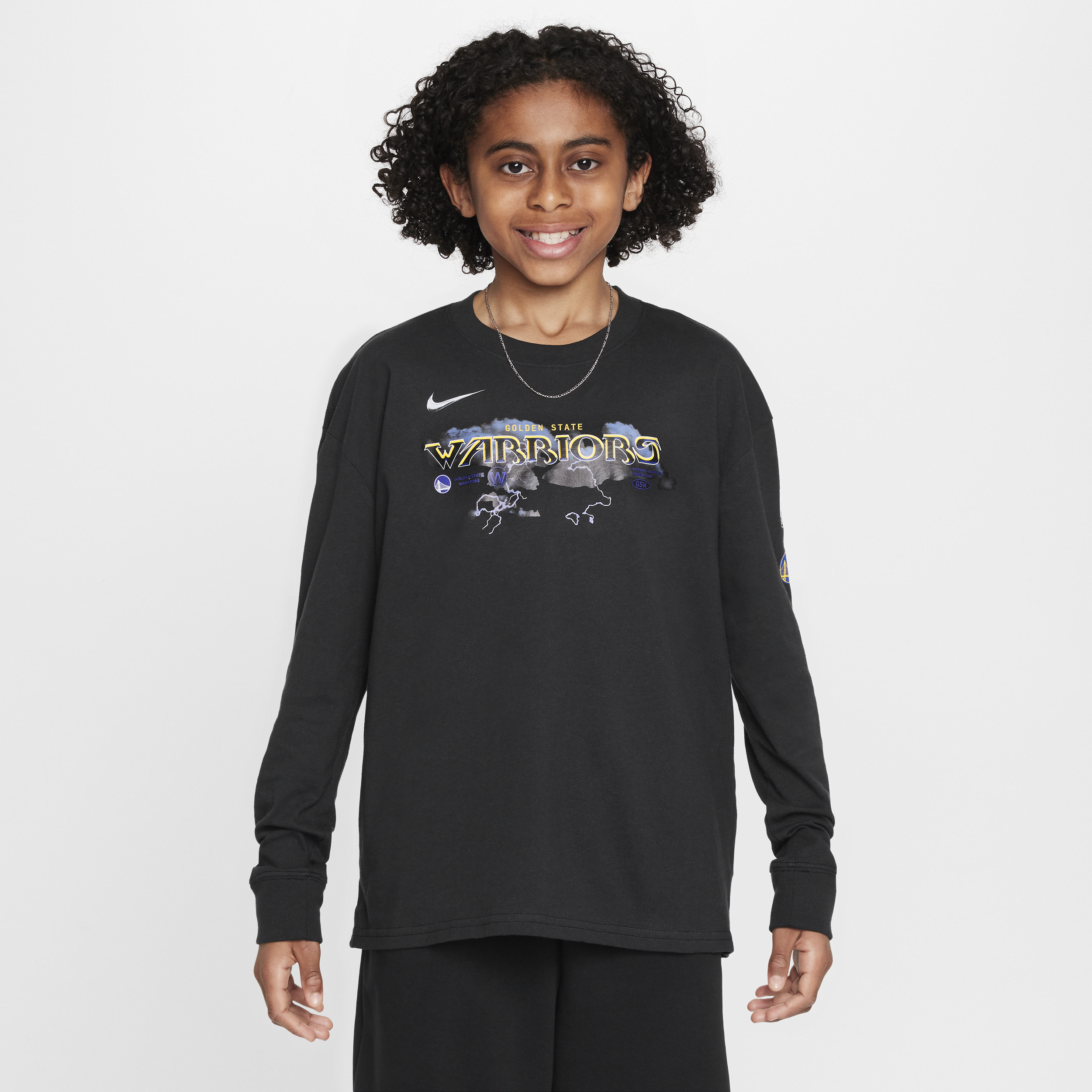 Golden State Warriors Essential Nike NBA Max90 T-shirt met lange mouwen voor jongens - Zwart