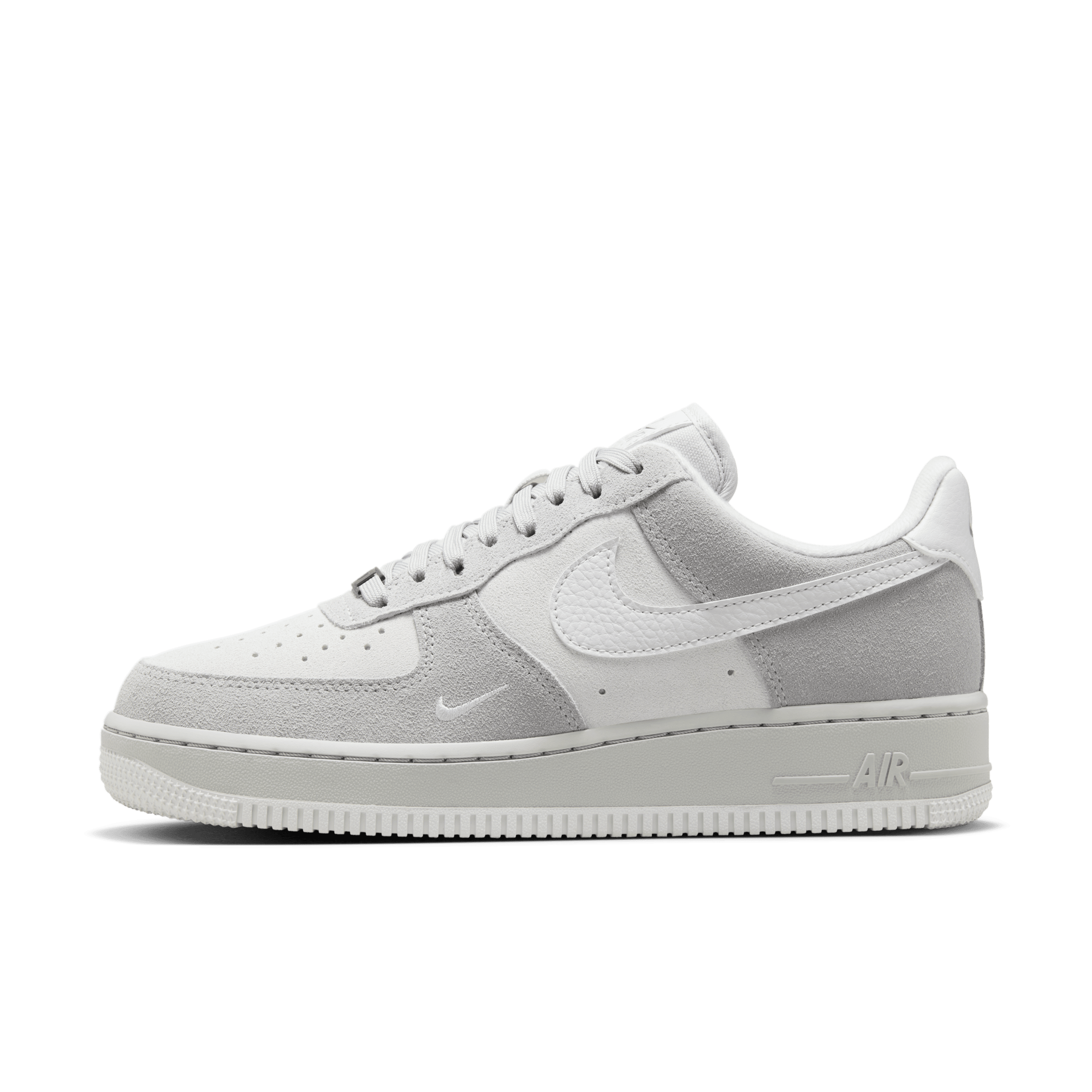 【ナイキ(NIKE)公式ストア】ナイキ エア フォース 1 '07 ウィメンズシューズ HV3876-077 グレー 【ナイキ(NIKE)公式ストア】ナイキ エア フォース 1 '07 ウィメンズシューズ HV3876-077 グレー