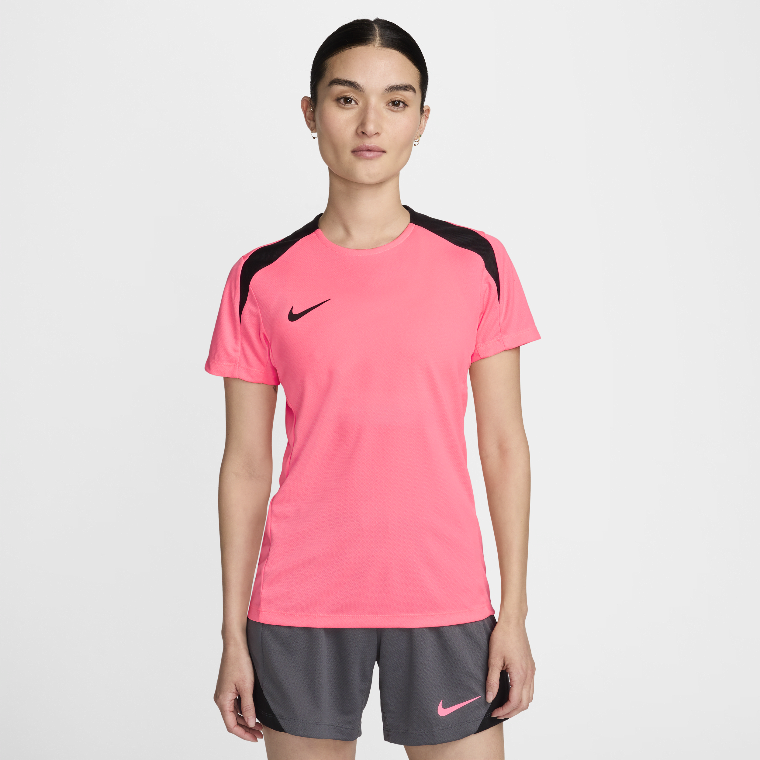 【ナイキ(NIKE)公式ストア】ナイキ ストライク ウィメンズ Dri-FIT ショートスリーブ サッカートップ FN5026-628 ピンク 【ナイキ(NIKE)公式ストア】ナイキ ストライク ウィメンズ Dri-FIT ショートスリーブ サッカートップ FN5026-628 ピンク