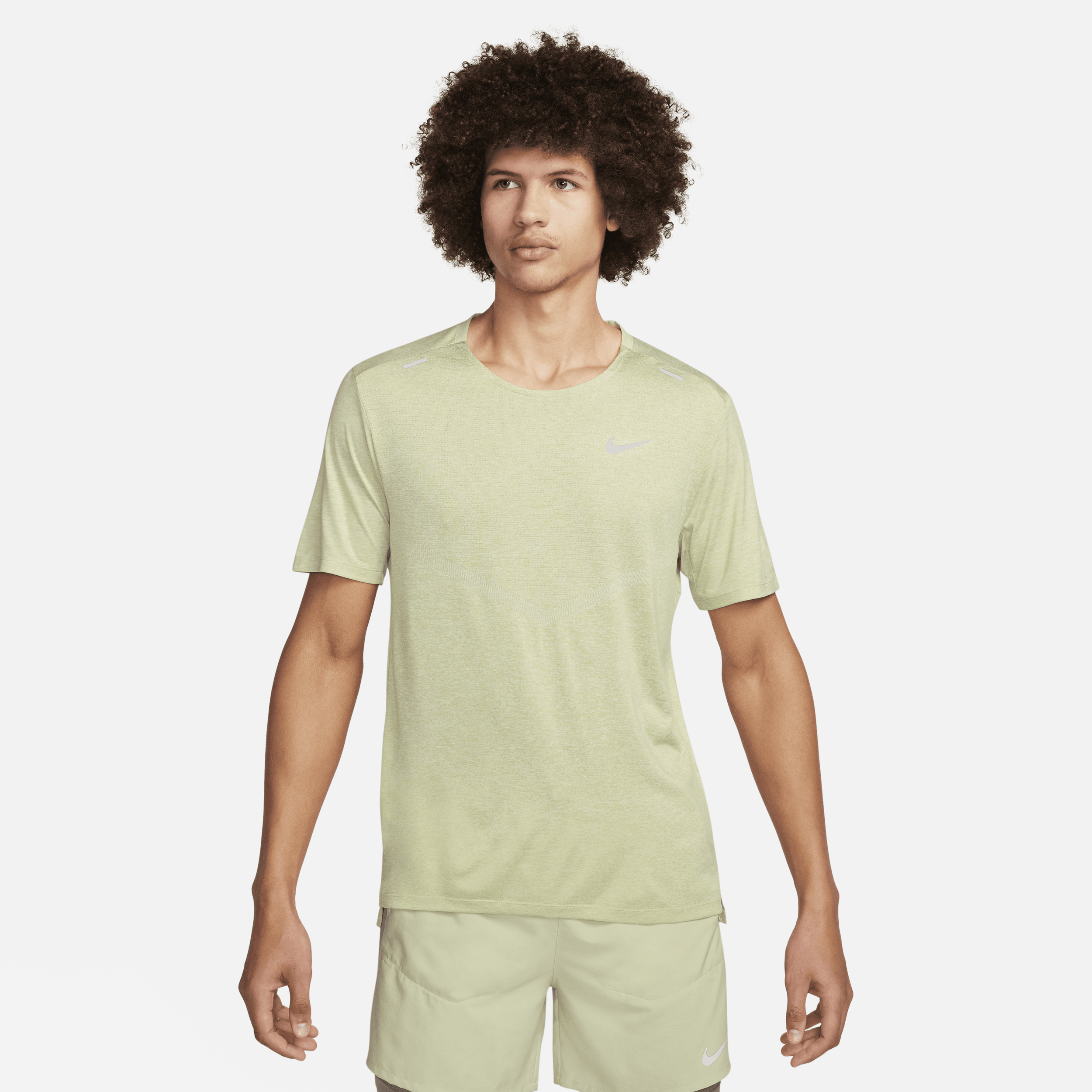 Nike Rise 365 Camiseta de running de manga corta Dri-FIT - Hombre - Verde