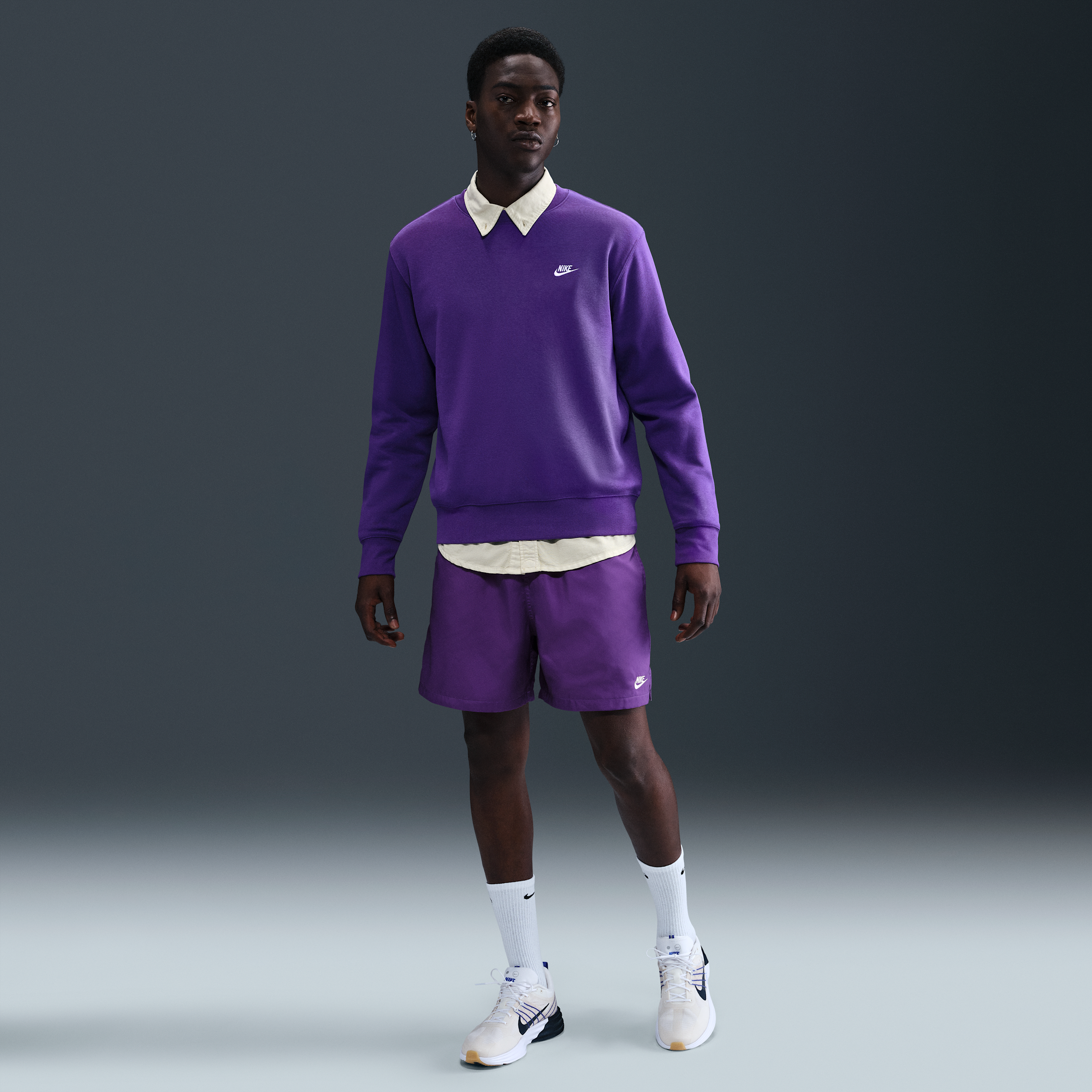 Shorts Flow in tessuto Nike Club – Uomo - Viola