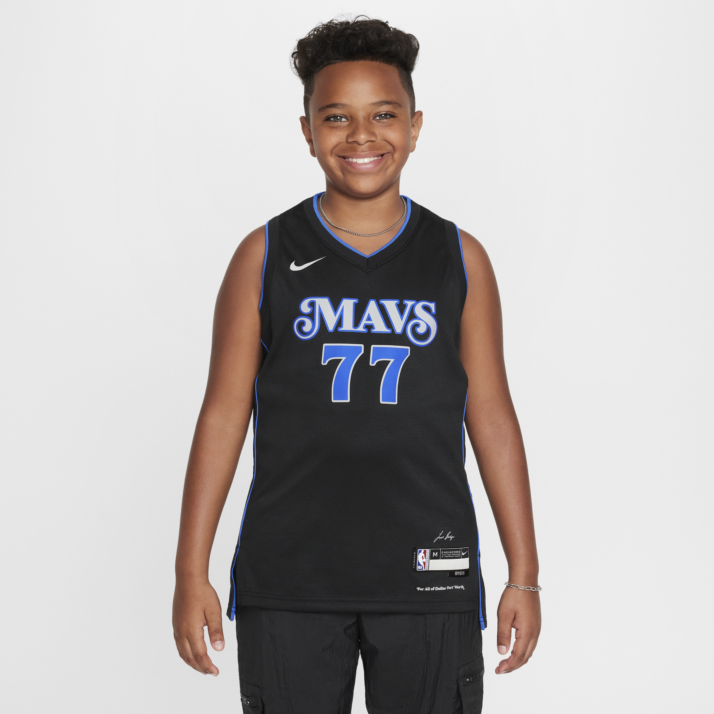 Luka Don?i? Dallas Mavericks 2023/24 City Edition Nike Swingman NBA-jersey met Dri-FIT voor kids - Zwart