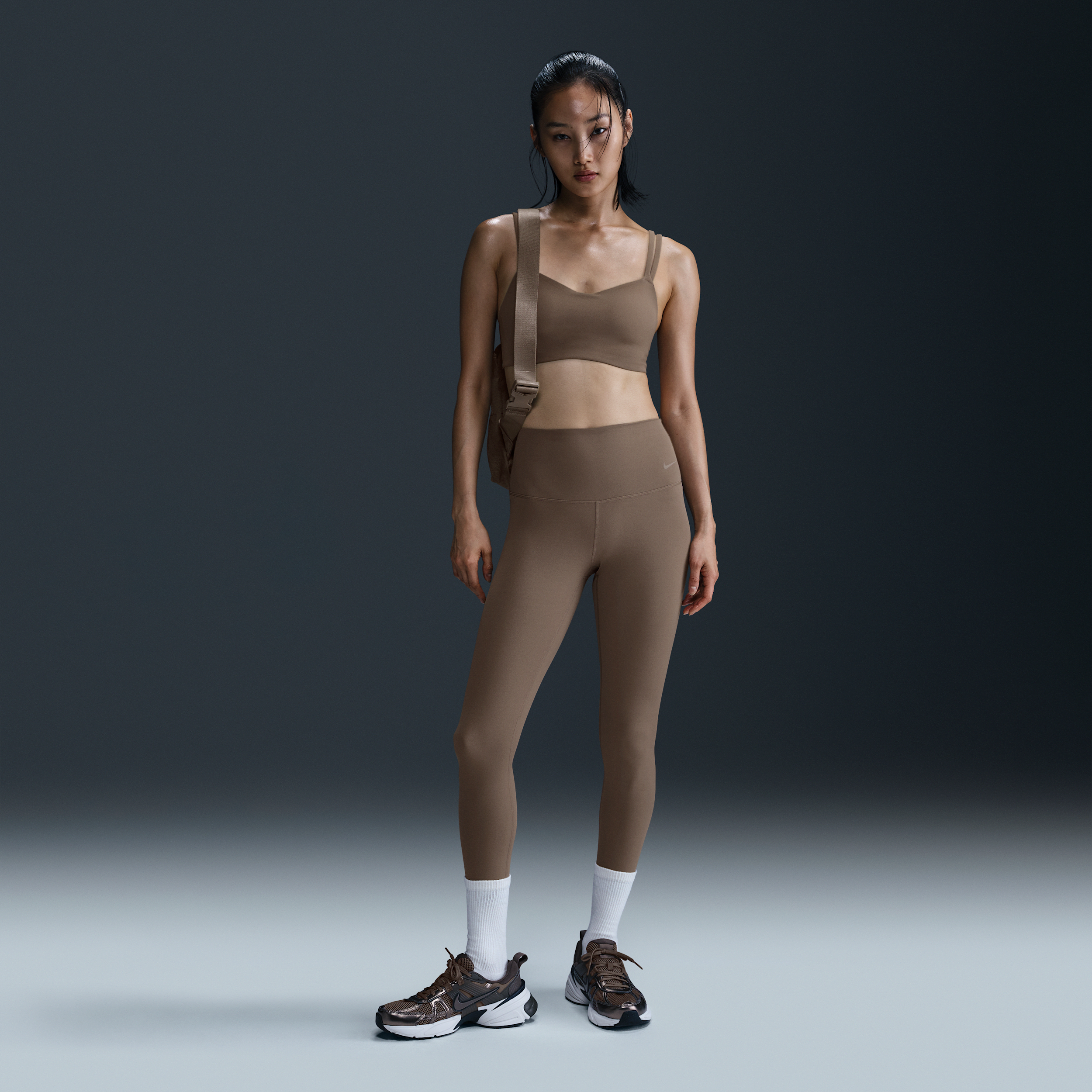 【ナイキ(NIKE)公式ストア】ナイキ ゼンビー ウィメンズ ジェントルサポート ハイウエスト 7/8 レギンス DQ6016-233 ブラウン 【ナイキ(NIKE)公式ストア】ナイキ ゼンビー ウィメンズ ジェントルサポート ハイウエスト 7/8 レギンス DQ6016-233 ブラウン