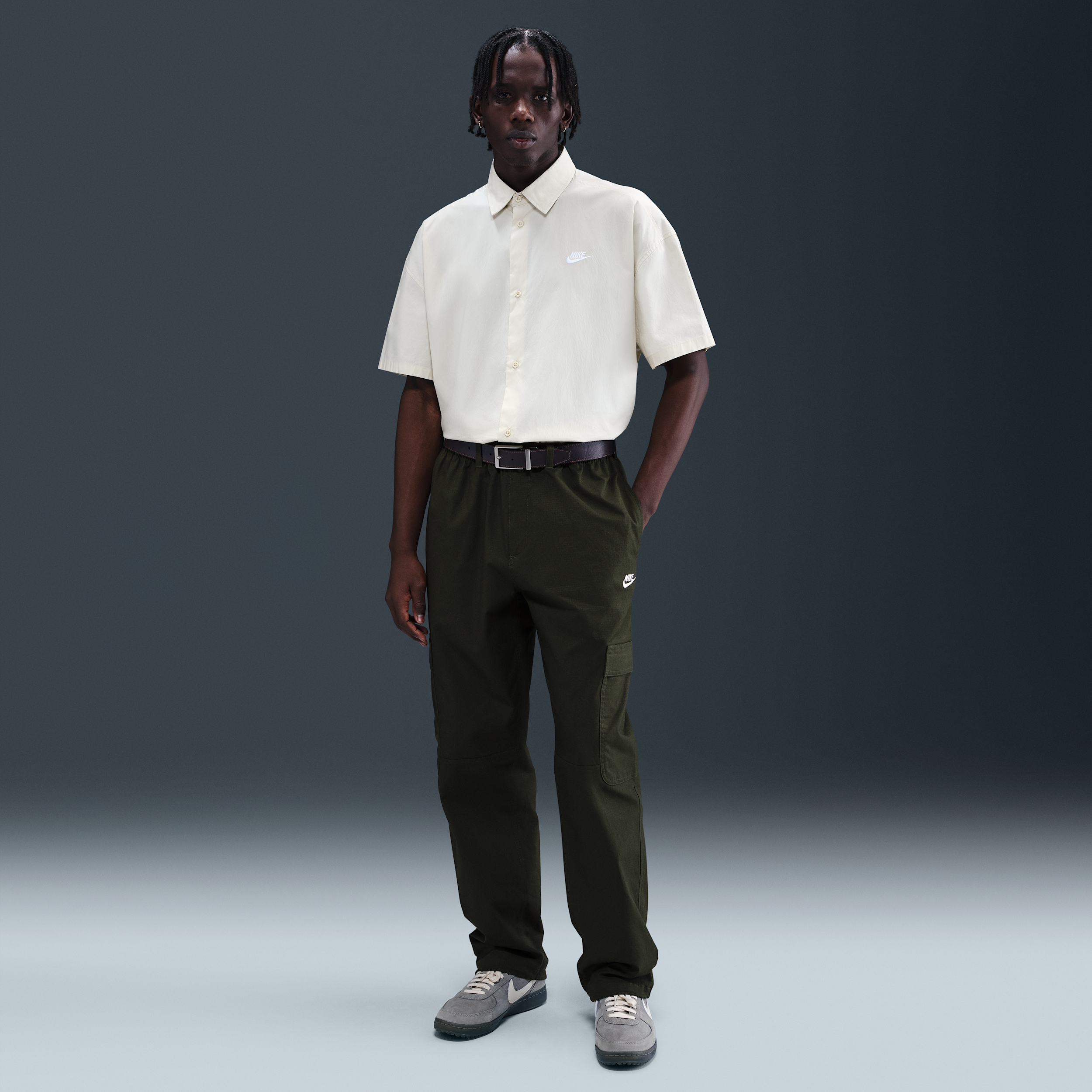 Pantaloni cargo in tessuto Nike Club – Uomo - Verde